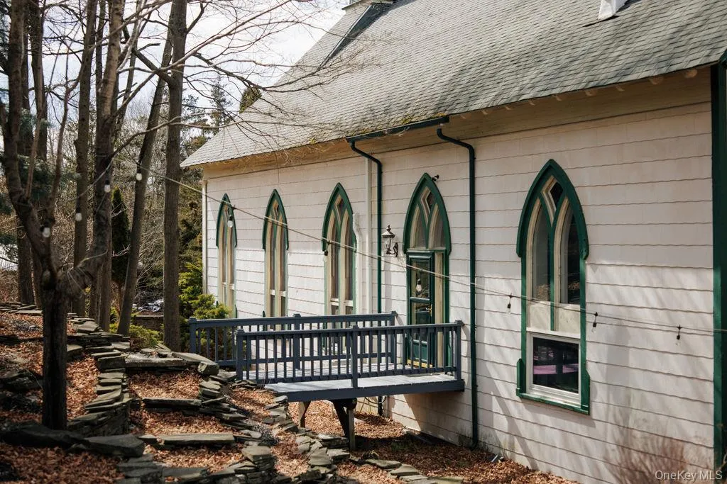 209-211 Fishcreek Road, Saugerties, NY, 6 Bedrooms Bedrooms, 10 Rooms Rooms,3 BathroomsBathrooms,Residential Sale,For Rent,Fishcreek,0,1001648 209-211 Fishcreek Road, Saugerties, NY, 6 Bedrooms Bedrooms, 10 Rooms Rooms,3 BathroomsBathrooms,Residential Sale,For Rent,Fishcreek,0,1001648