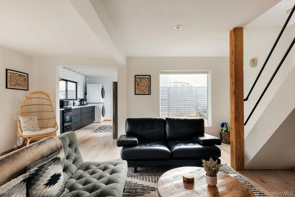 209-211 Fishcreek Road, Saugerties, NY, 6 Bedrooms Bedrooms, 10 Rooms Rooms,3 BathroomsBathrooms,Residential Sale,For Rent,Fishcreek,0,1001648 209-211 Fishcreek Road, Saugerties, NY, 6 Bedrooms Bedrooms, 10 Rooms Rooms,3 BathroomsBathrooms,Residential Sale,For Rent,Fishcreek,0,1001648