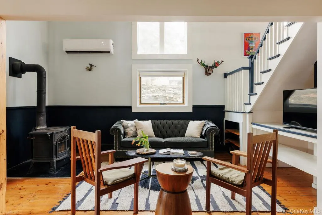 209-211 Fishcreek Road, Saugerties, NY, 6 Bedrooms Bedrooms, 10 Rooms Rooms,3 BathroomsBathrooms,Residential Sale,For Rent,Fishcreek,0,1001648 209-211 Fishcreek Road, Saugerties, NY, 6 Bedrooms Bedrooms, 10 Rooms Rooms,3 BathroomsBathrooms,Residential Sale,For Rent,Fishcreek,0,1001648