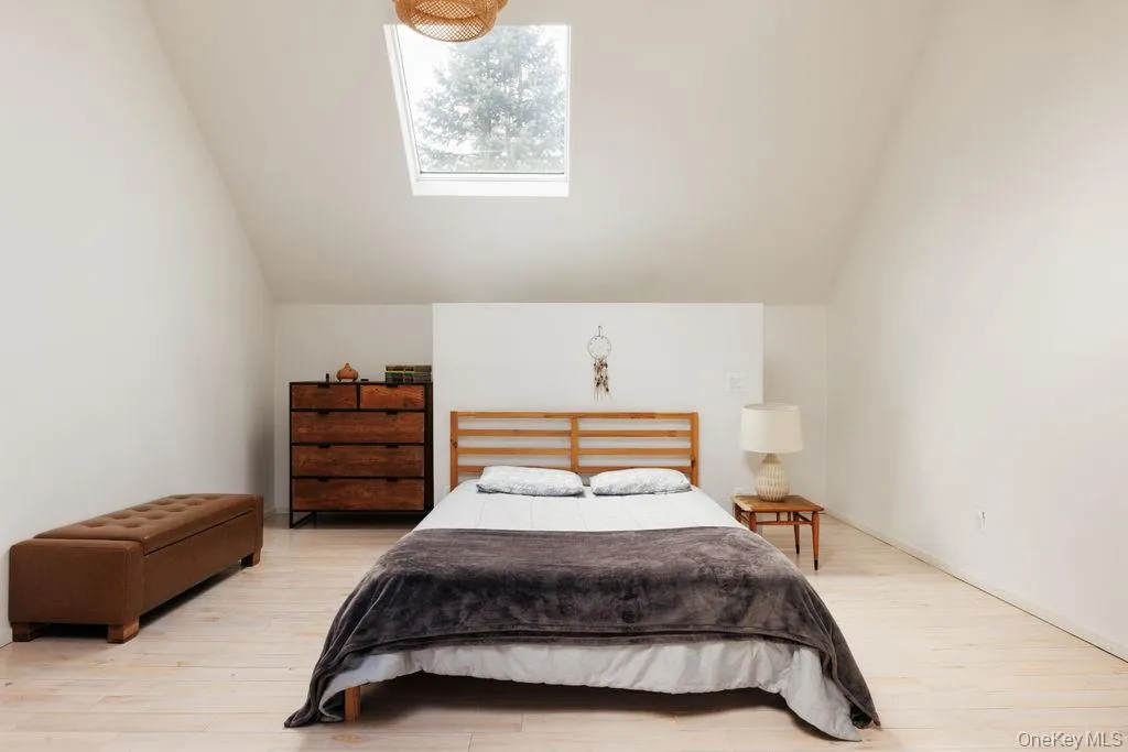 209-211 Fishcreek Road, Saugerties, NY, 6 Bedrooms Bedrooms, 10 Rooms Rooms,3 BathroomsBathrooms,Residential Sale,For Rent,Fishcreek,0,1001648 209-211 Fishcreek Road, Saugerties, NY, 6 Bedrooms Bedrooms, 10 Rooms Rooms,3 BathroomsBathrooms,Residential Sale,For Rent,Fishcreek,0,1001648