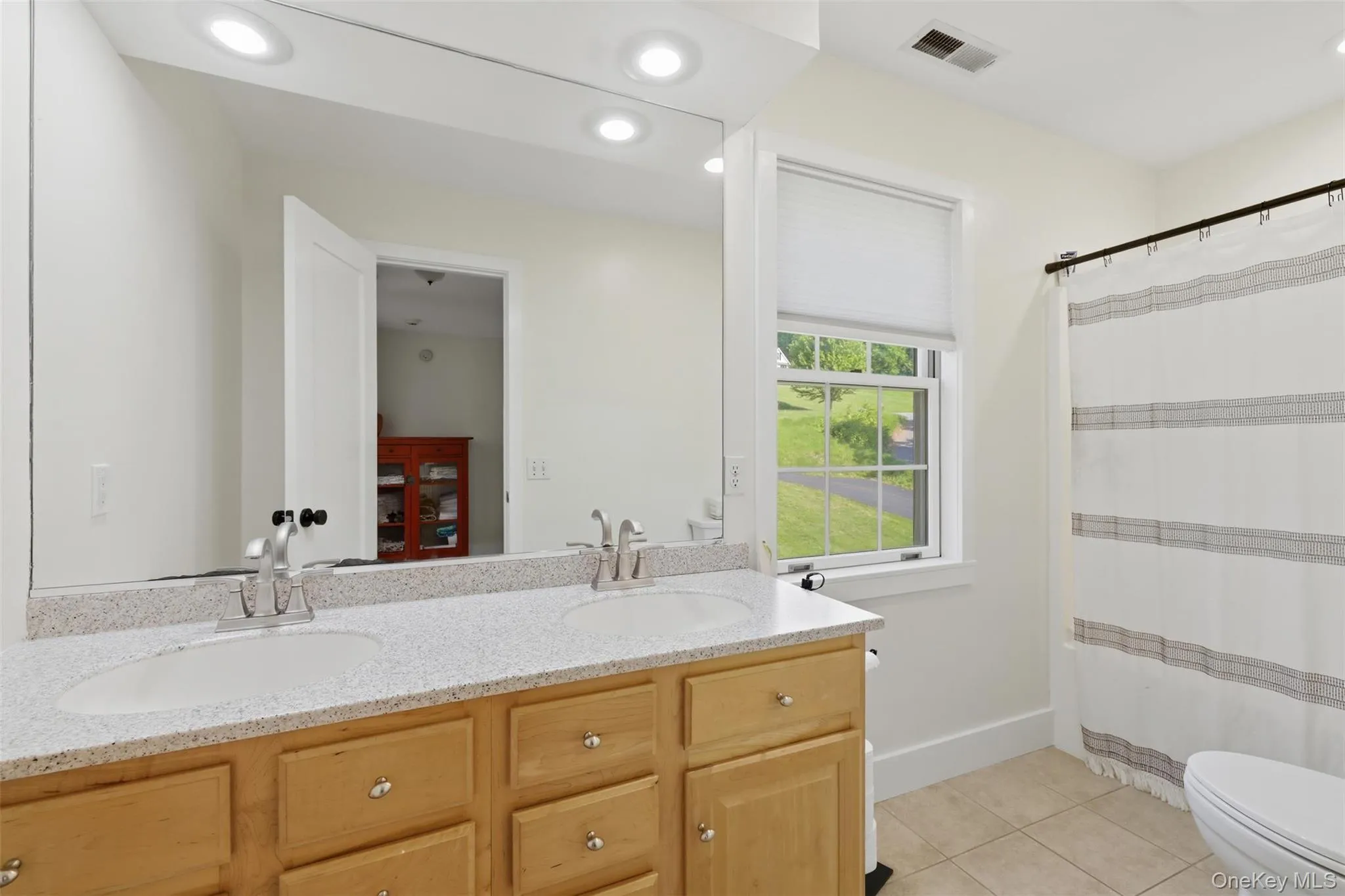 233 Devon Farms Road, East Fishkill, NY, 4 Bedrooms Bedrooms, 11 Rooms Rooms,2 BathroomsBathrooms,Residential,For Rent,Devon Farms,0,1001649 233 Devon Farms Road, East Fishkill, NY, 4 Bedrooms Bedrooms, 11 Rooms Rooms,2 BathroomsBathrooms,Residential,For Rent,Devon Farms,0,1001649