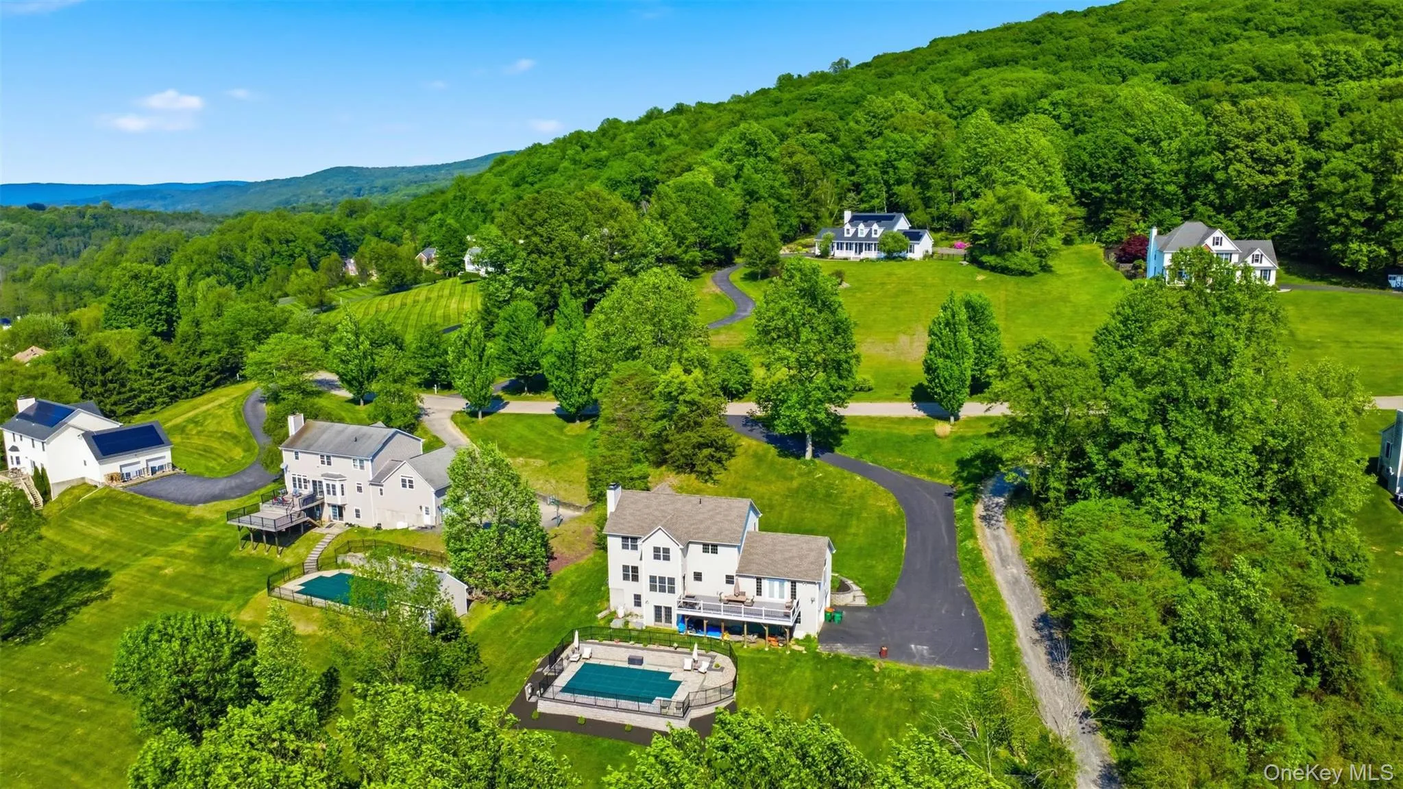 233 Devon Farms Road, East Fishkill, NY, 4 Bedrooms Bedrooms, 11 Rooms Rooms,2 BathroomsBathrooms,Residential,For Rent,Devon Farms,0,1001649 233 Devon Farms Road, East Fishkill, NY, 4 Bedrooms Bedrooms, 11 Rooms Rooms,2 BathroomsBathrooms,Residential,For Rent,Devon Farms,0,1001649