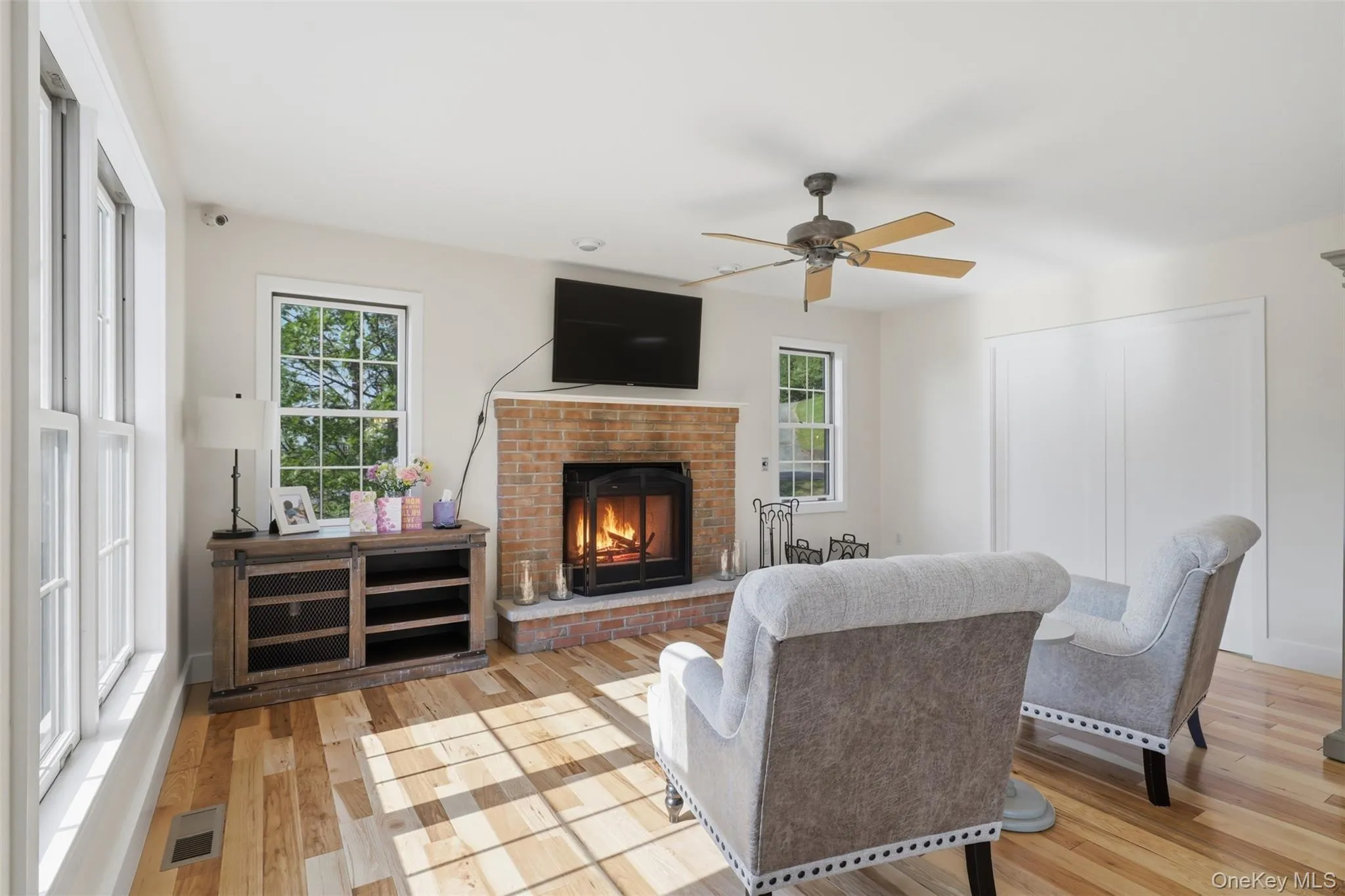 233 Devon Farms Road, East Fishkill, NY, 4 Bedrooms Bedrooms, 11 Rooms Rooms,2 BathroomsBathrooms,Residential,For Rent,Devon Farms,0,1001649 233 Devon Farms Road, East Fishkill, NY, 4 Bedrooms Bedrooms, 11 Rooms Rooms,2 BathroomsBathrooms,Residential,For Rent,Devon Farms,0,1001649