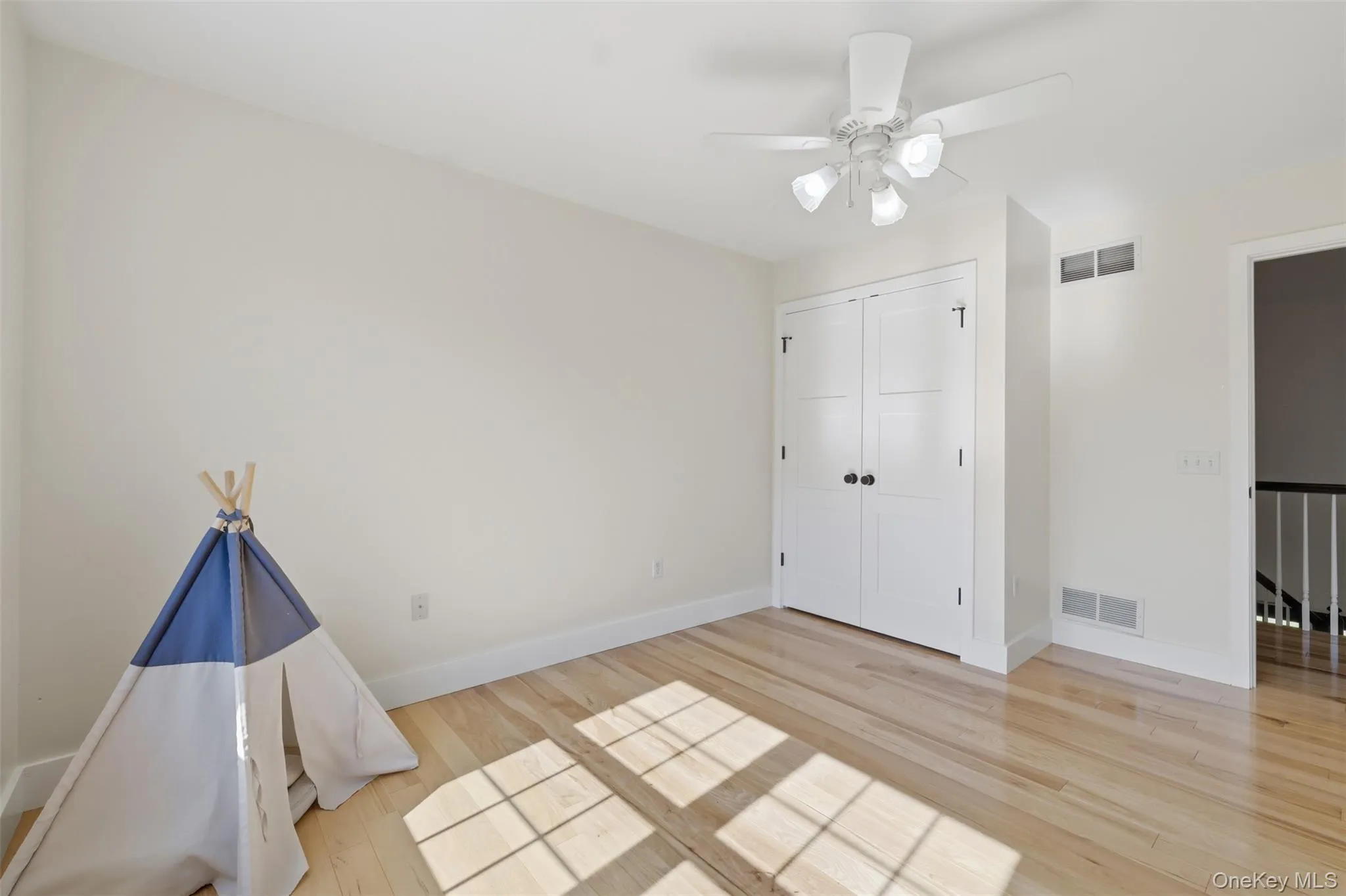 233 Devon Farms Road, East Fishkill, NY, 4 Bedrooms Bedrooms, 11 Rooms Rooms,2 BathroomsBathrooms,Residential,For Rent,Devon Farms,0,1001649 233 Devon Farms Road, East Fishkill, NY, 4 Bedrooms Bedrooms, 11 Rooms Rooms,2 BathroomsBathrooms,Residential,For Rent,Devon Farms,0,1001649