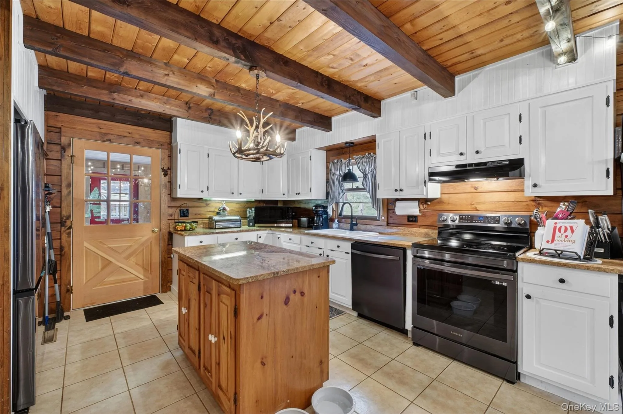 129 Mallory Road, Union Vale, NY, 3 Bedrooms Bedrooms, 9 Rooms Rooms,3 BathroomsBathrooms,Residential,For Rent,Mallory,0,1001662 129 Mallory Road, Union Vale, NY, 3 Bedrooms Bedrooms, 9 Rooms Rooms,3 BathroomsBathrooms,Residential,For Rent,Mallory,0,1001662