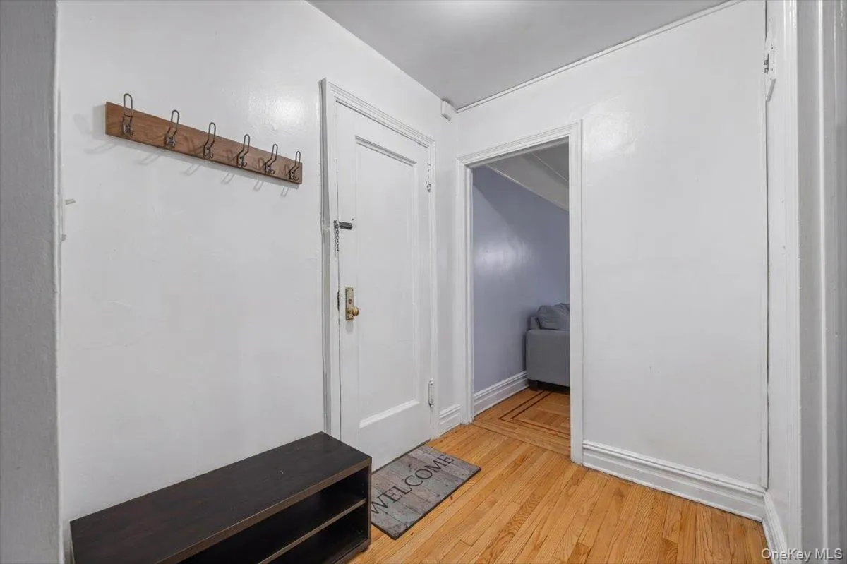 10 Nosband Avenue, White Plains, NY, 1 Bedroom Bedrooms, 3 Rooms Rooms,1 BathroomBathrooms,Residential Sale,For Rent,Nosband,0,1001663 10 Nosband Avenue, White Plains, NY, 1 Bedroom Bedrooms, 3 Rooms Rooms,1 BathroomBathrooms,Residential Sale,For Rent,Nosband,0,1001663