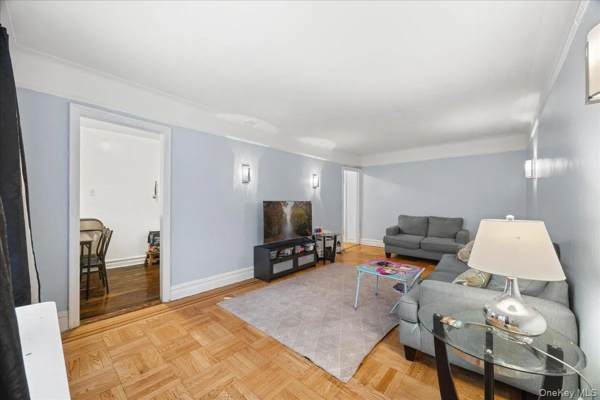 10 Nosband Avenue, White Plains, NY, 1 Bedroom Bedrooms, 3 Rooms Rooms,1 BathroomBathrooms,Residential Sale,For Rent,Nosband,0,1001663 10 Nosband Avenue, White Plains, NY, 1 Bedroom Bedrooms, 3 Rooms Rooms,1 BathroomBathrooms,Residential Sale,For Rent,Nosband,0,1001663