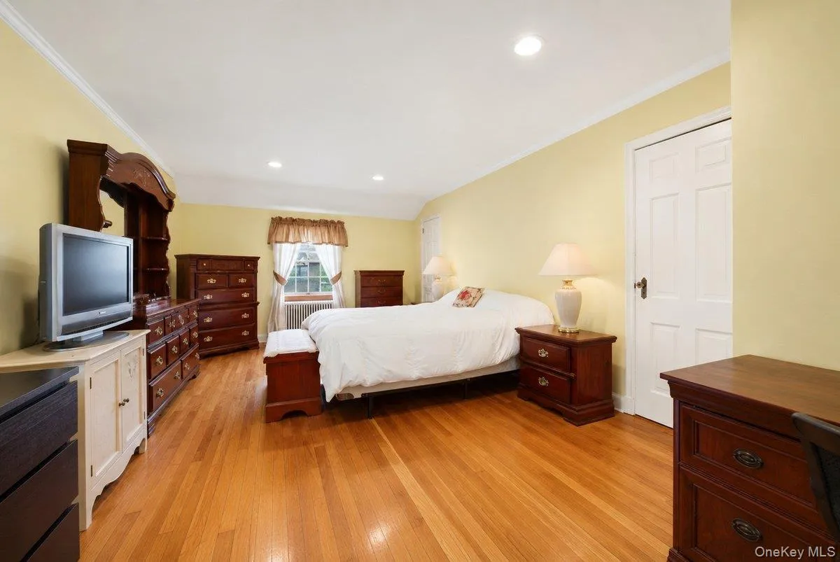 85 Halstead Avenue, Yonkers, NY, 4 Bedrooms Bedrooms, 8 Rooms Rooms,2 BathroomsBathrooms,Residential,For Rent,Halstead,0,1001671 85 Halstead Avenue, Yonkers, NY, 4 Bedrooms Bedrooms, 8 Rooms Rooms,2 BathroomsBathrooms,Residential,For Rent,Halstead,0,1001671