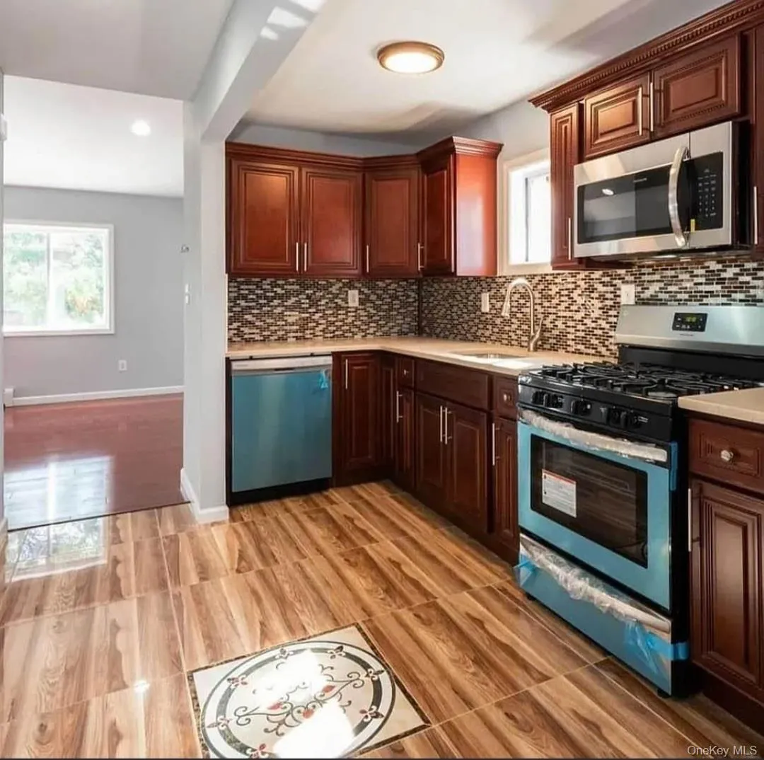 14663 177th Street, New York, NY, 2 Bedrooms Bedrooms, 3 Rooms Rooms,1 BathroomBathrooms,Residential Lease,For Rent,177th,0,1001675 14663 177th Street, New York, NY, 2 Bedrooms Bedrooms, 3 Rooms Rooms,1 BathroomBathrooms,Residential Lease,For Rent,177th,0,1001675