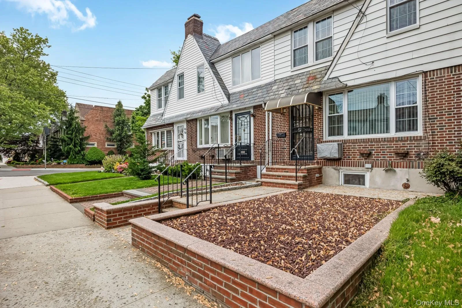 65-56 77th Place, New York, NY, 3 Bedrooms Bedrooms, 8 Rooms Rooms,1 BathroomBathrooms,Residential Sale,For Rent,77th,0,1001688 65-56 77th Place, New York, NY, 3 Bedrooms Bedrooms, 8 Rooms Rooms,1 BathroomBathrooms,Residential Sale,For Rent,77th,0,1001688