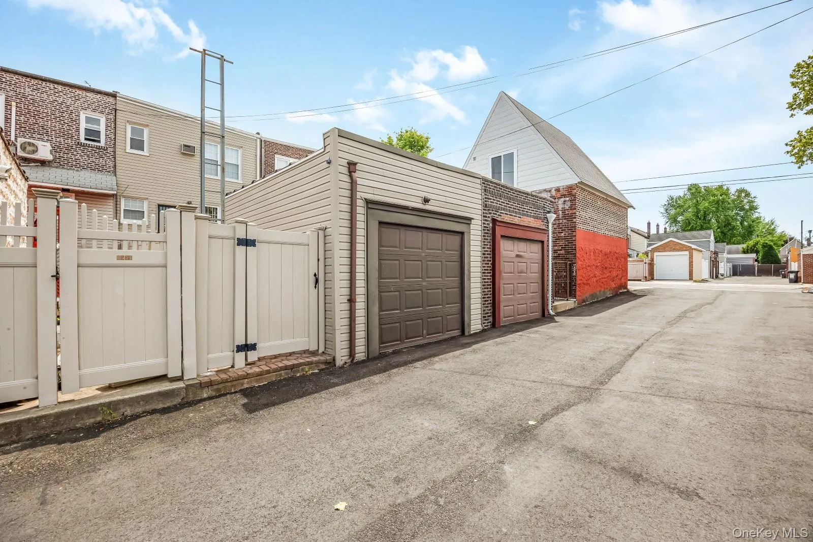 65-56 77th Place, New York, NY, 3 Bedrooms Bedrooms, 8 Rooms Rooms,1 BathroomBathrooms,Residential Sale,For Rent,77th,0,1001688 65-56 77th Place, New York, NY, 3 Bedrooms Bedrooms, 8 Rooms Rooms,1 BathroomBathrooms,Residential Sale,For Rent,77th,0,1001688
