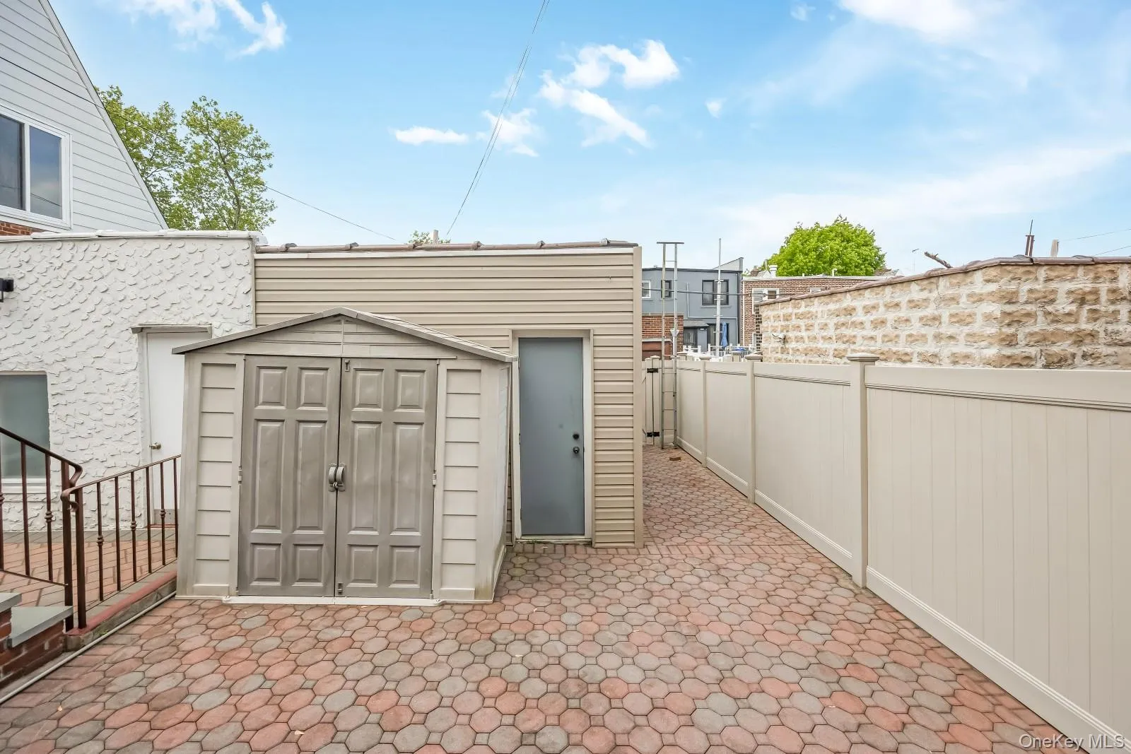 65-56 77th Place, New York, NY, 3 Bedrooms Bedrooms, 8 Rooms Rooms,1 BathroomBathrooms,Residential Sale,For Rent,77th,0,1001688 65-56 77th Place, New York, NY, 3 Bedrooms Bedrooms, 8 Rooms Rooms,1 BathroomBathrooms,Residential Sale,For Rent,77th,0,1001688