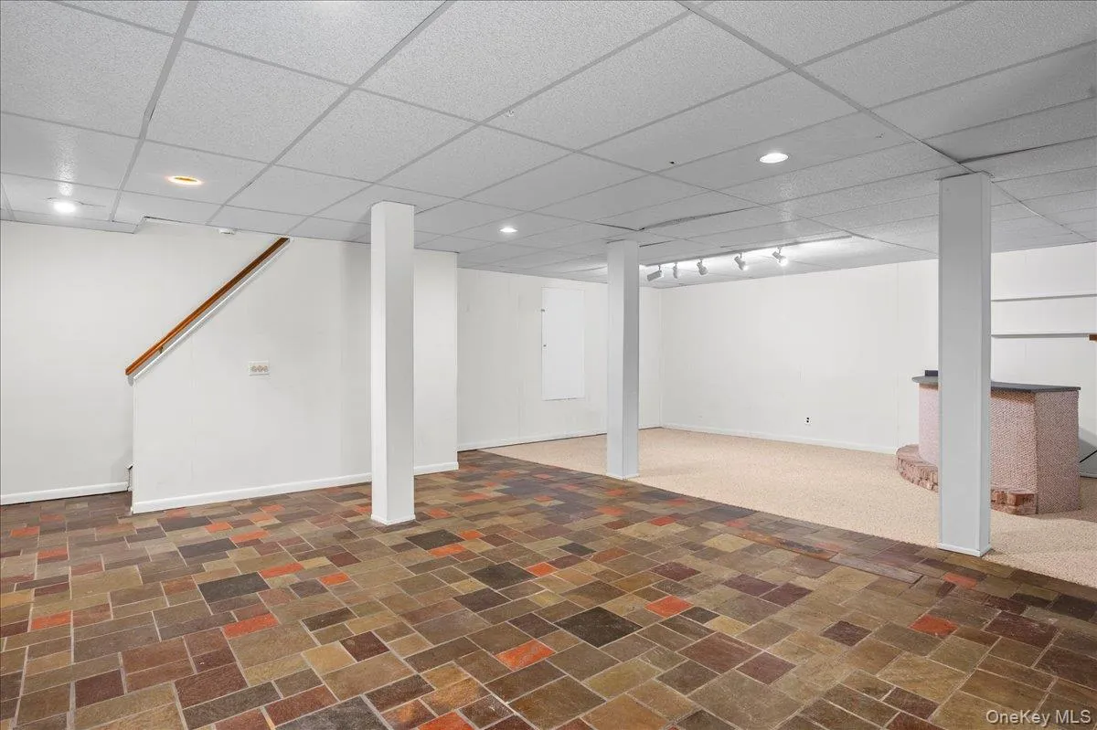 79 Healy Avenue, Greenburgh, NY, 5 Bedrooms Bedrooms, 9 Rooms Rooms,3 BathroomsBathrooms,Residential,For Rent,Healy,0,1001695 79 Healy Avenue, Greenburgh, NY, 5 Bedrooms Bedrooms, 9 Rooms Rooms,3 BathroomsBathrooms,Residential,For Rent,Healy,0,1001695