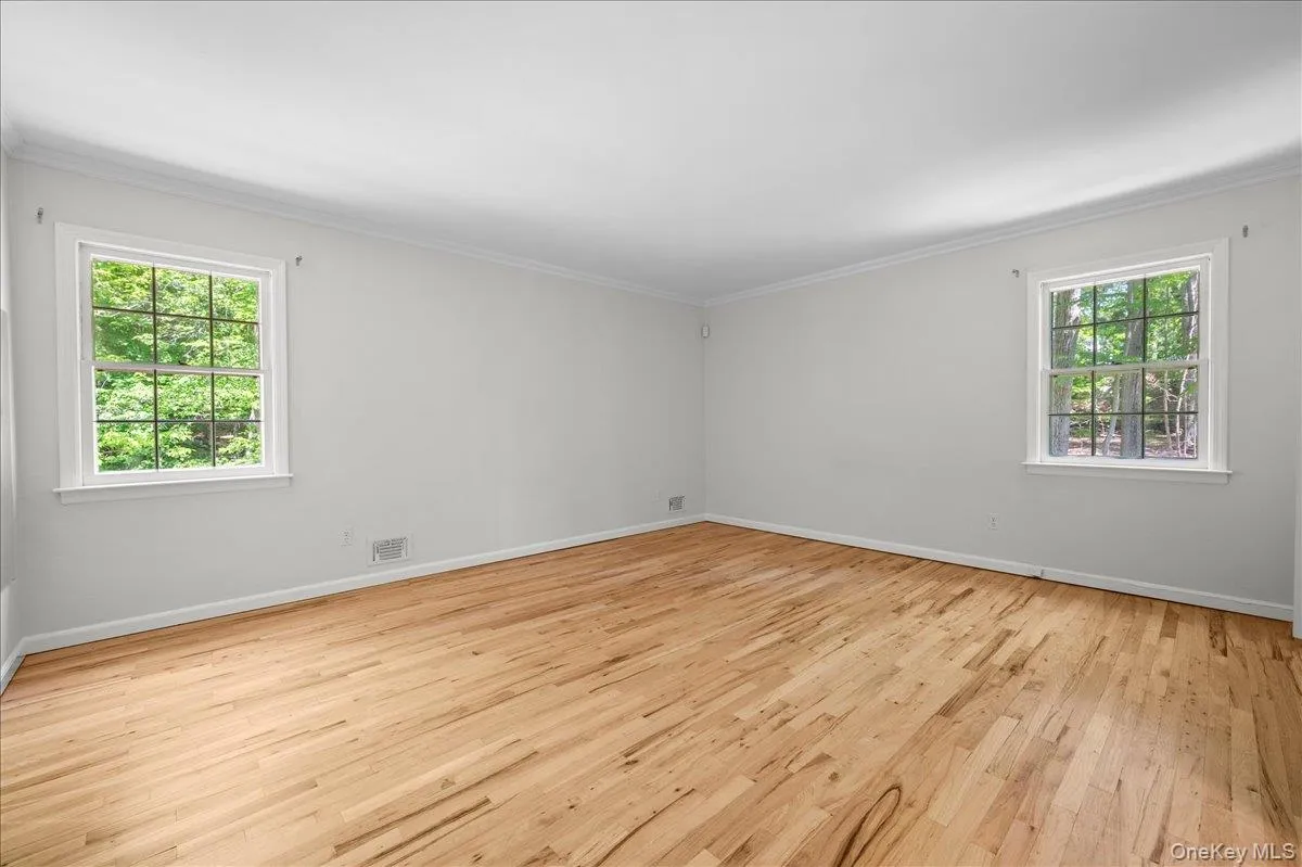 79 Healy Avenue, Greenburgh, NY, 5 Bedrooms Bedrooms, 9 Rooms Rooms,3 BathroomsBathrooms,Residential,For Rent,Healy,0,1001695 79 Healy Avenue, Greenburgh, NY, 5 Bedrooms Bedrooms, 9 Rooms Rooms,3 BathroomsBathrooms,Residential,For Rent,Healy,0,1001695