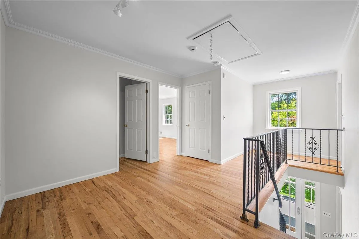 79 Healy Avenue, Greenburgh, NY, 5 Bedrooms Bedrooms, 9 Rooms Rooms,3 BathroomsBathrooms,Residential,For Rent,Healy,0,1001695 79 Healy Avenue, Greenburgh, NY, 5 Bedrooms Bedrooms, 9 Rooms Rooms,3 BathroomsBathrooms,Residential,For Rent,Healy,0,1001695