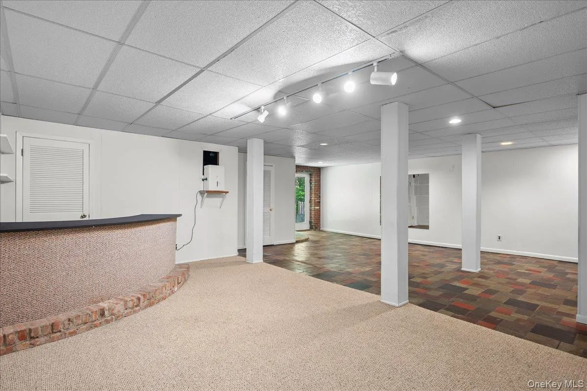 79 Healy Avenue, Greenburgh, NY, 5 Bedrooms Bedrooms, 9 Rooms Rooms,3 BathroomsBathrooms,Residential,For Rent,Healy,0,1001695 79 Healy Avenue, Greenburgh, NY, 5 Bedrooms Bedrooms, 9 Rooms Rooms,3 BathroomsBathrooms,Residential,For Rent,Healy,0,1001695