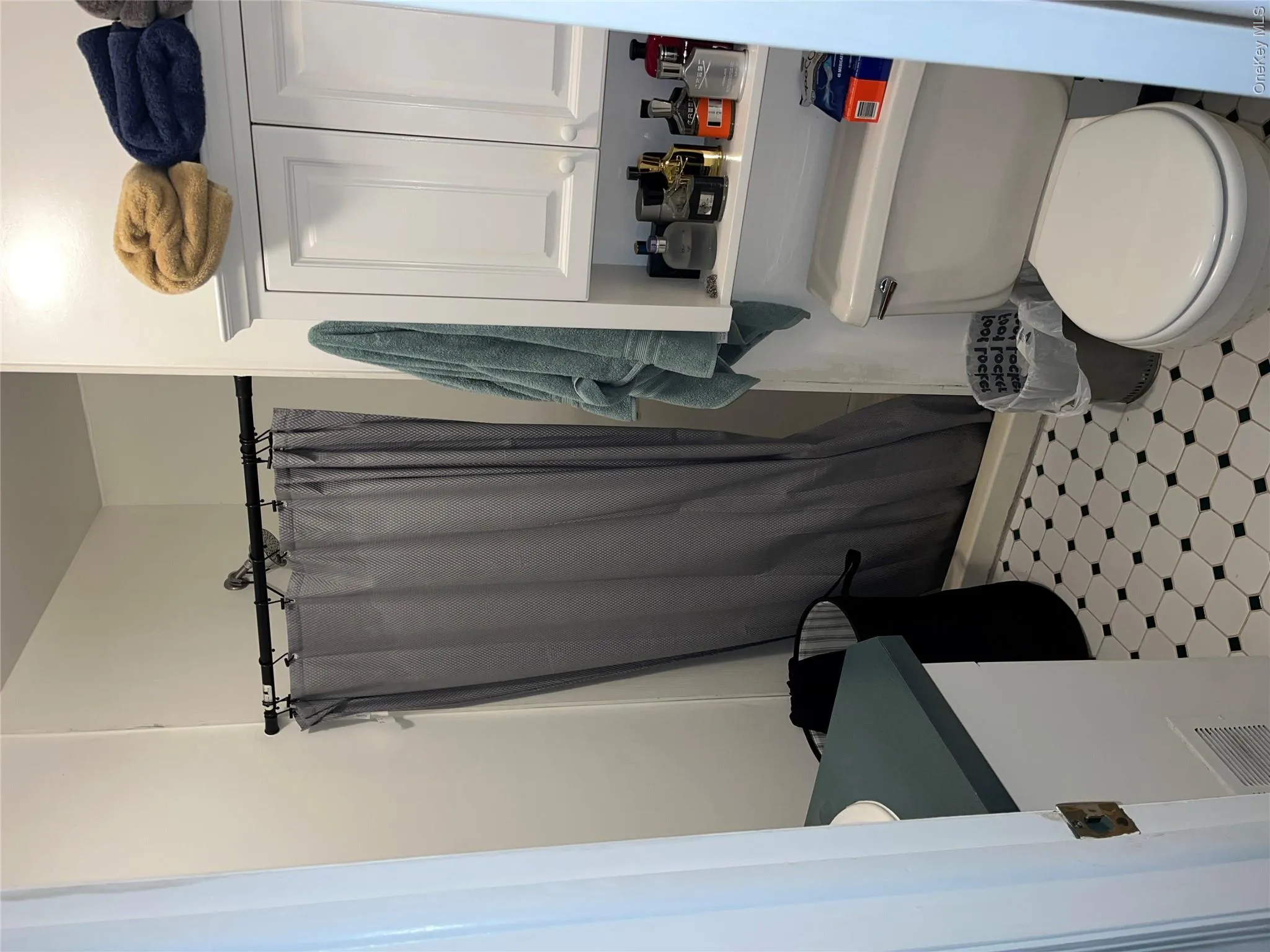 143 Pineview Avenue, Clarkstown, NY, 5 Bedrooms Bedrooms, 10 Rooms Rooms,3 BathroomsBathrooms,Residential,For Rent,Pineview,0,1001700 143 Pineview Avenue, Clarkstown, NY, 5 Bedrooms Bedrooms, 10 Rooms Rooms,3 BathroomsBathrooms,Residential,For Rent,Pineview,0,1001700