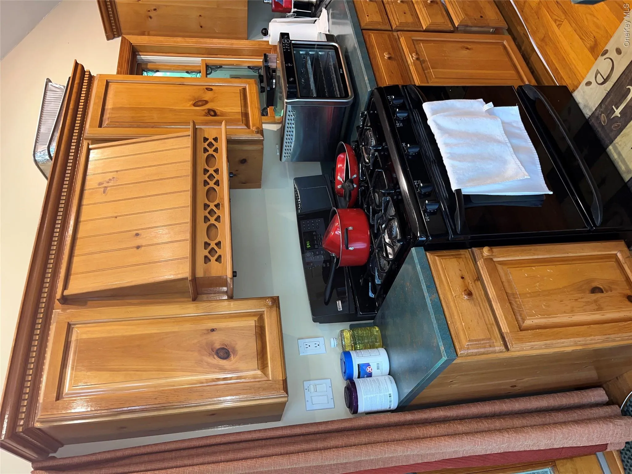 143 Pineview Avenue, Clarkstown, NY, 5 Bedrooms Bedrooms, 10 Rooms Rooms,3 BathroomsBathrooms,Residential,For Rent,Pineview,0,1001700 143 Pineview Avenue, Clarkstown, NY, 5 Bedrooms Bedrooms, 10 Rooms Rooms,3 BathroomsBathrooms,Residential,For Rent,Pineview,0,1001700