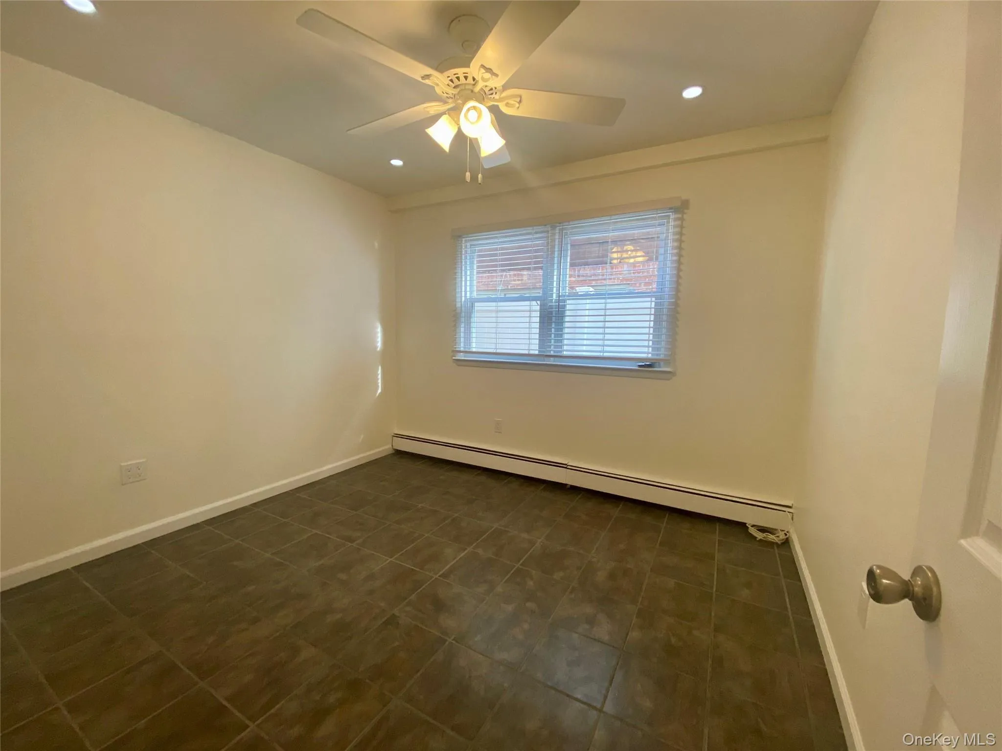 430 Chester Street, Long Beach, NY, 2 Bedrooms Bedrooms, 6 Rooms Rooms,1 BathroomBathrooms,Residential Lease,For Rent,Chester,0,1001706 430 Chester Street, Long Beach, NY, 2 Bedrooms Bedrooms, 6 Rooms Rooms,1 BathroomBathrooms,Residential Lease,For Rent,Chester,0,1001706