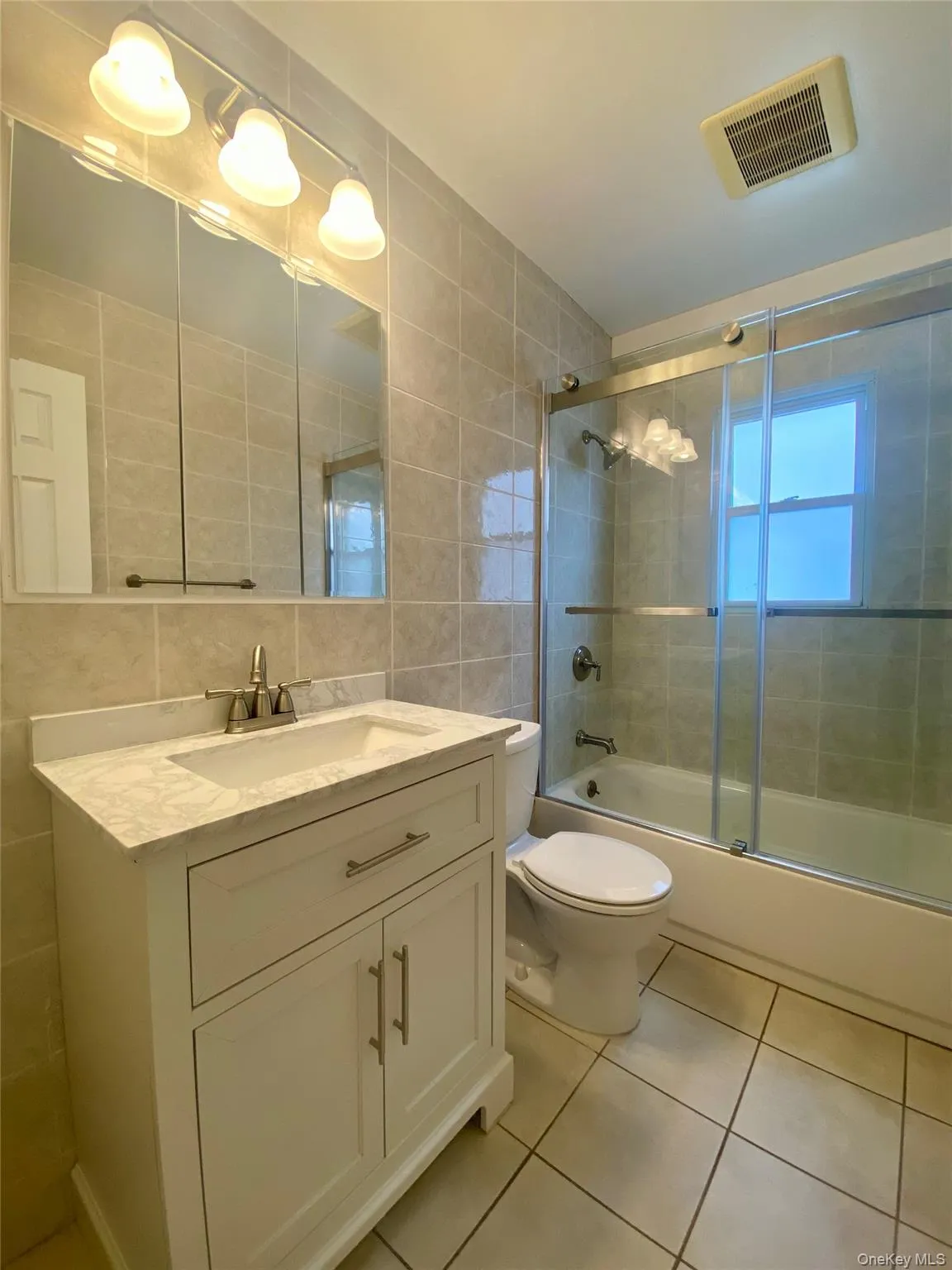 430 Chester Street, Long Beach, NY, 2 Bedrooms Bedrooms, 6 Rooms Rooms,1 BathroomBathrooms,Residential Lease,For Rent,Chester,0,1001706 430 Chester Street, Long Beach, NY, 2 Bedrooms Bedrooms, 6 Rooms Rooms,1 BathroomBathrooms,Residential Lease,For Rent,Chester,0,1001706