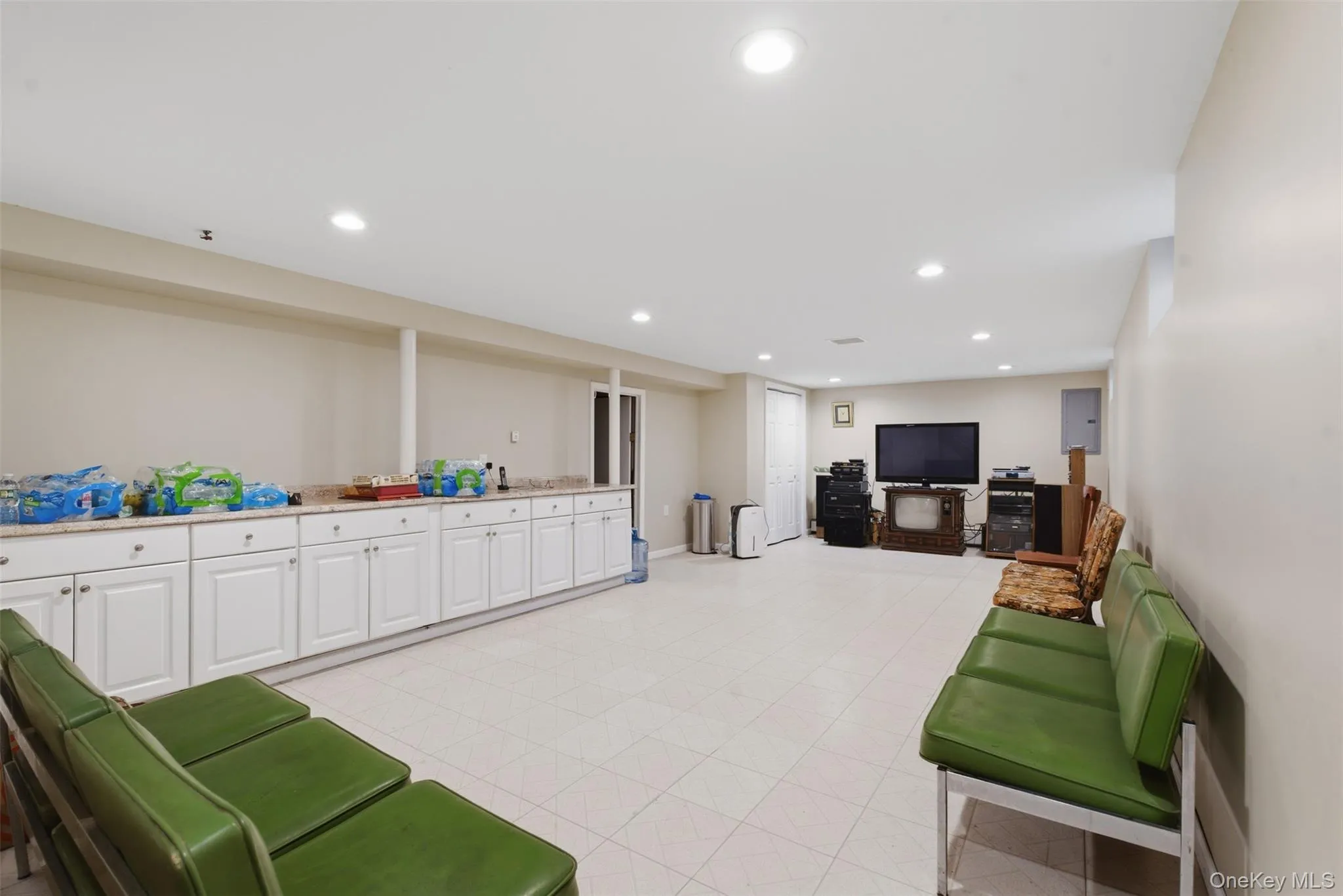 2 Mallard Drive, Clarkstown, NY, 5 Bedrooms Bedrooms, 12 Rooms Rooms,2 BathroomsBathrooms,Residential,For Rent,Mallard,0,1001708 2 Mallard Drive, Clarkstown, NY, 5 Bedrooms Bedrooms, 12 Rooms Rooms,2 BathroomsBathrooms,Residential,For Rent,Mallard,0,1001708