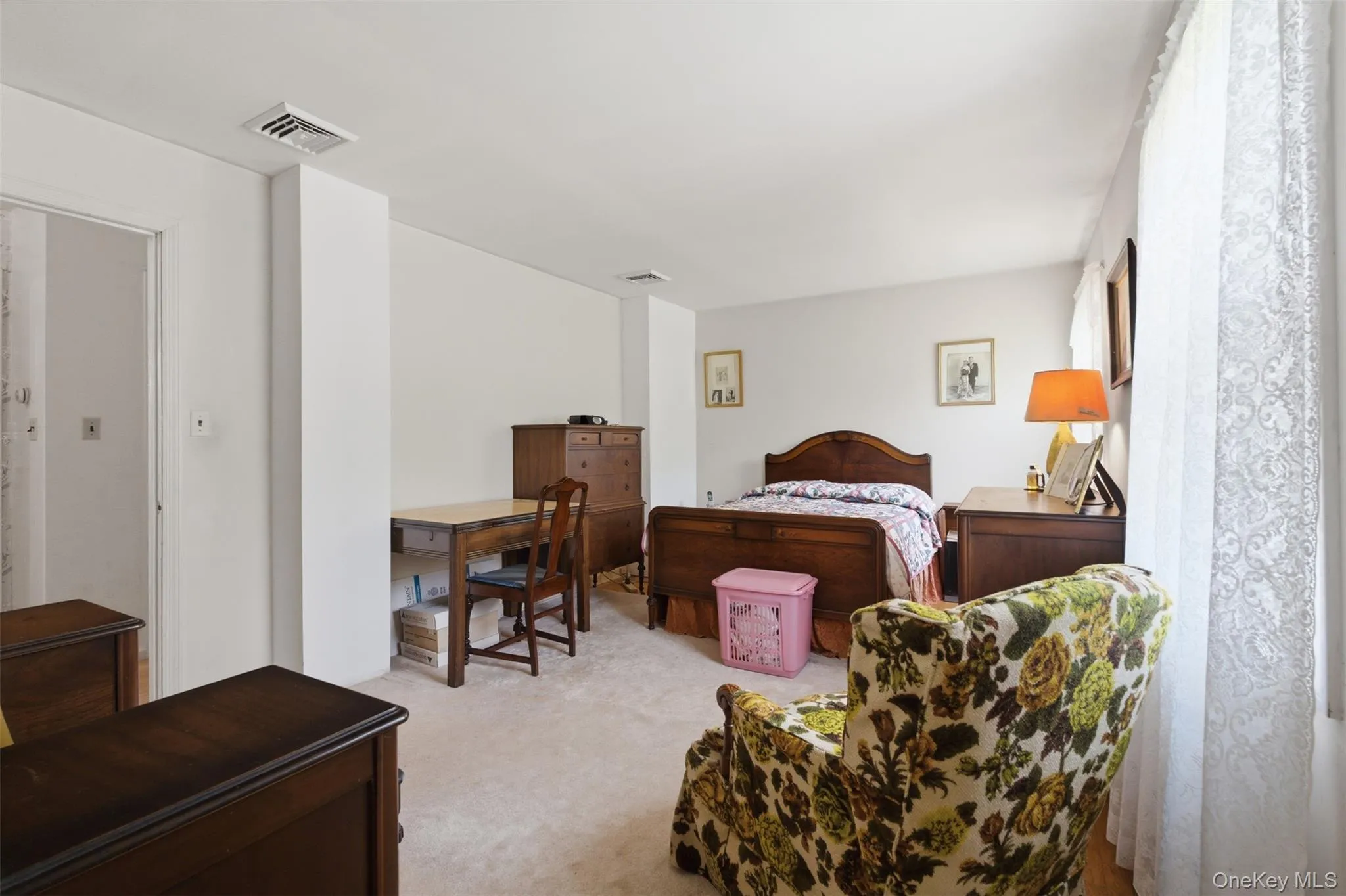 2 Mallard Drive, Clarkstown, NY, 5 Bedrooms Bedrooms, 12 Rooms Rooms,2 BathroomsBathrooms,Residential,For Rent,Mallard,0,1001708 2 Mallard Drive, Clarkstown, NY, 5 Bedrooms Bedrooms, 12 Rooms Rooms,2 BathroomsBathrooms,Residential,For Rent,Mallard,0,1001708