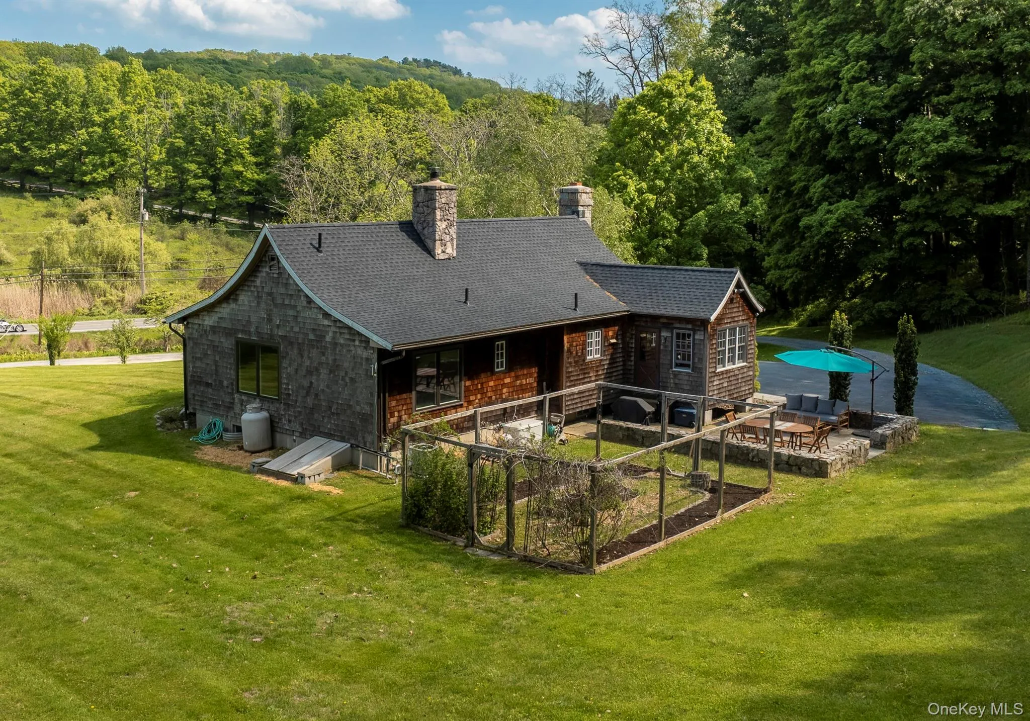 3881 ROUTE 44, Washington, NY, 2 Bedrooms Bedrooms, 7 Rooms Rooms,3 BathroomsBathrooms,Residential,For Rent,ROUTE 44,0,1001713 3881 ROUTE 44, Washington, NY, 2 Bedrooms Bedrooms, 7 Rooms Rooms,3 BathroomsBathrooms,Residential,For Rent,ROUTE 44,0,1001713