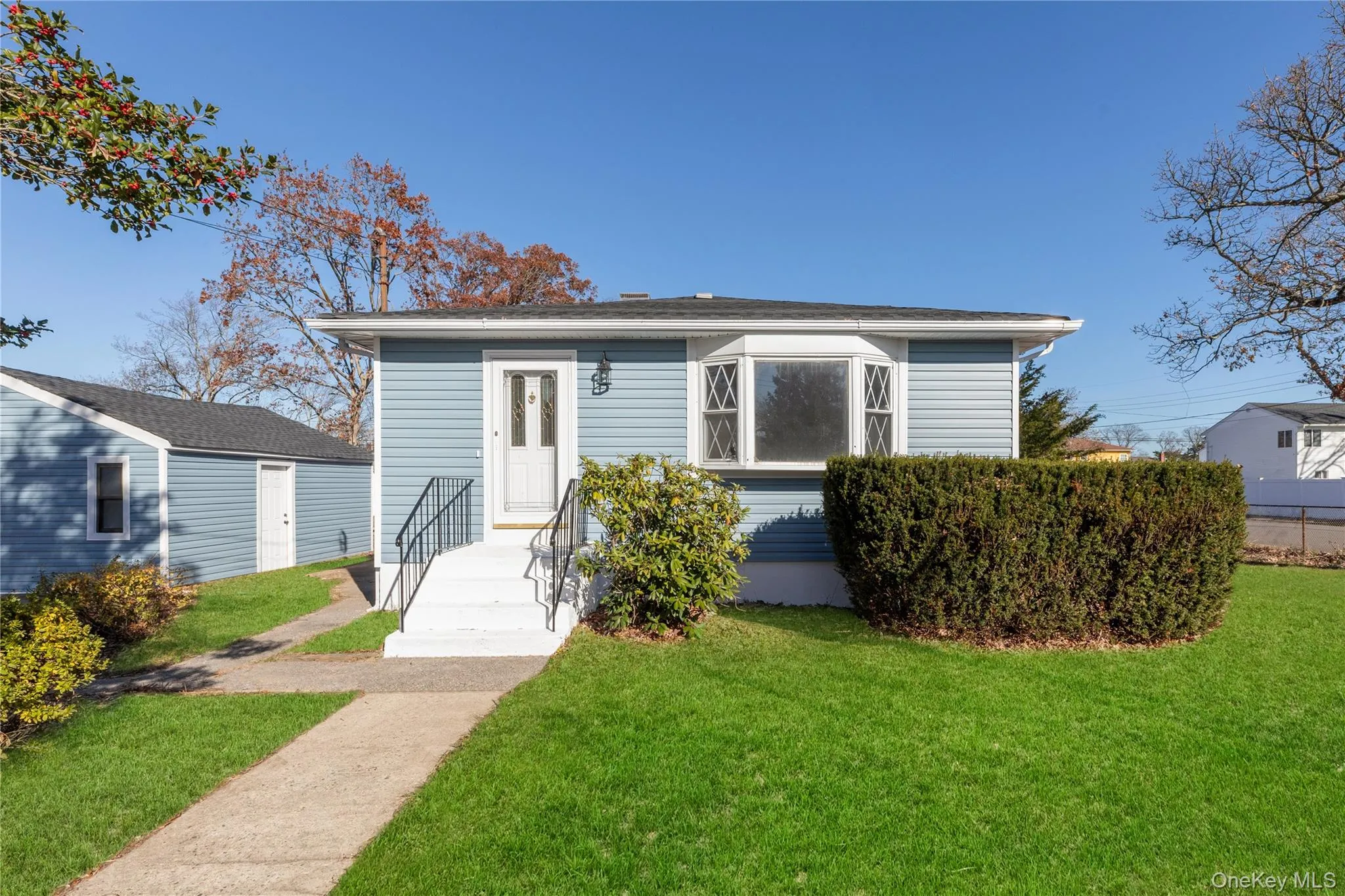 345 41 ST Street, Babylon, NY, 3 Bedrooms Bedrooms, 6 Rooms Rooms,1 BathroomBathrooms,Residential Sale,For Rent,41 ST,0,1001717 345 41 ST Street, Babylon, NY, 3 Bedrooms Bedrooms, 6 Rooms Rooms,1 BathroomBathrooms,Residential Sale,For Rent,41 ST,0,1001717