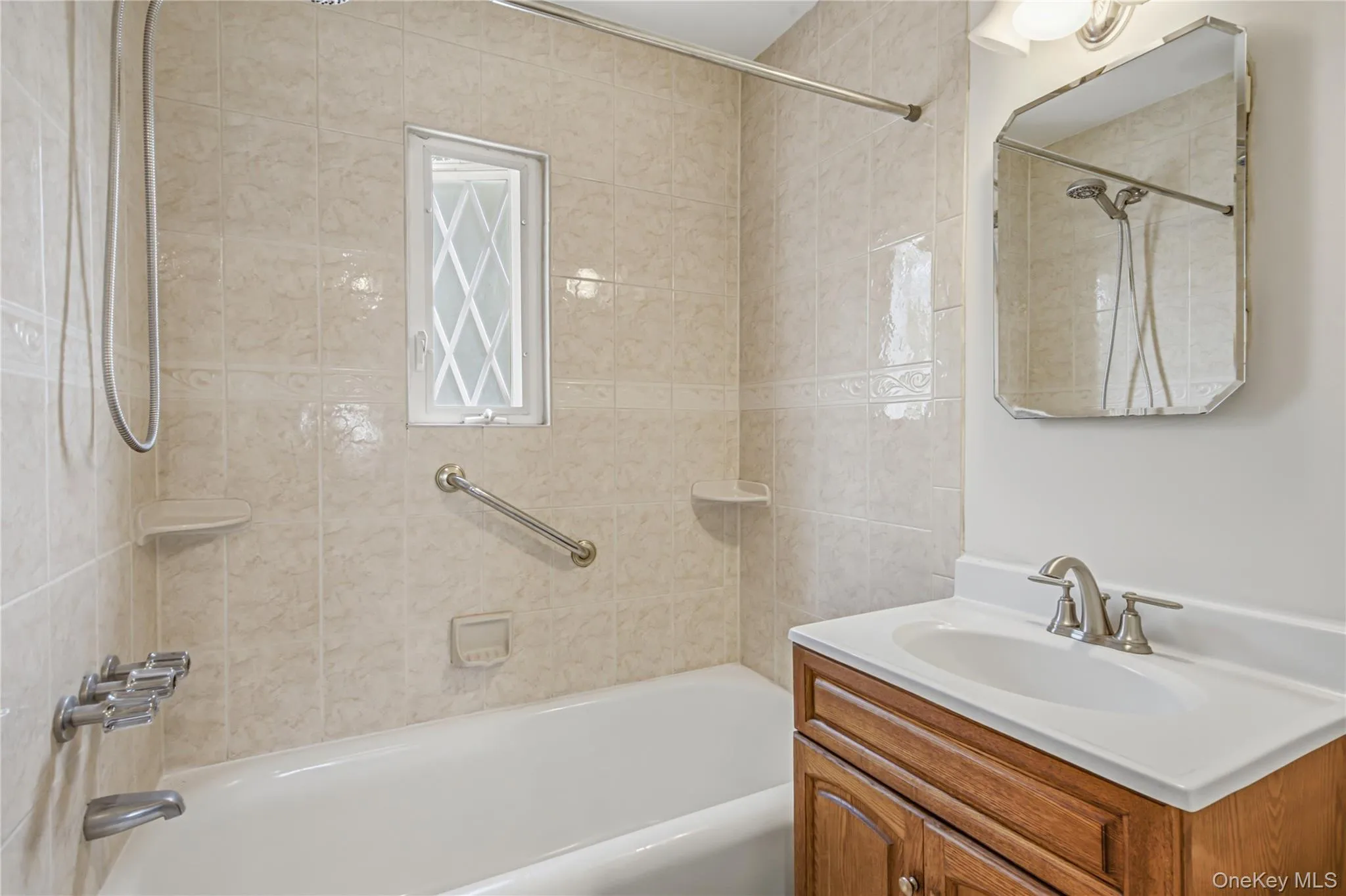 198-22 29th Avenue, New York, NY, 3 Bedrooms Bedrooms, 7 Rooms Rooms,1 BathroomBathrooms,Residential,For Rent,29th,0,1001719 198-22 29th Avenue, New York, NY, 3 Bedrooms Bedrooms, 7 Rooms Rooms,1 BathroomBathrooms,Residential,For Rent,29th,0,1001719