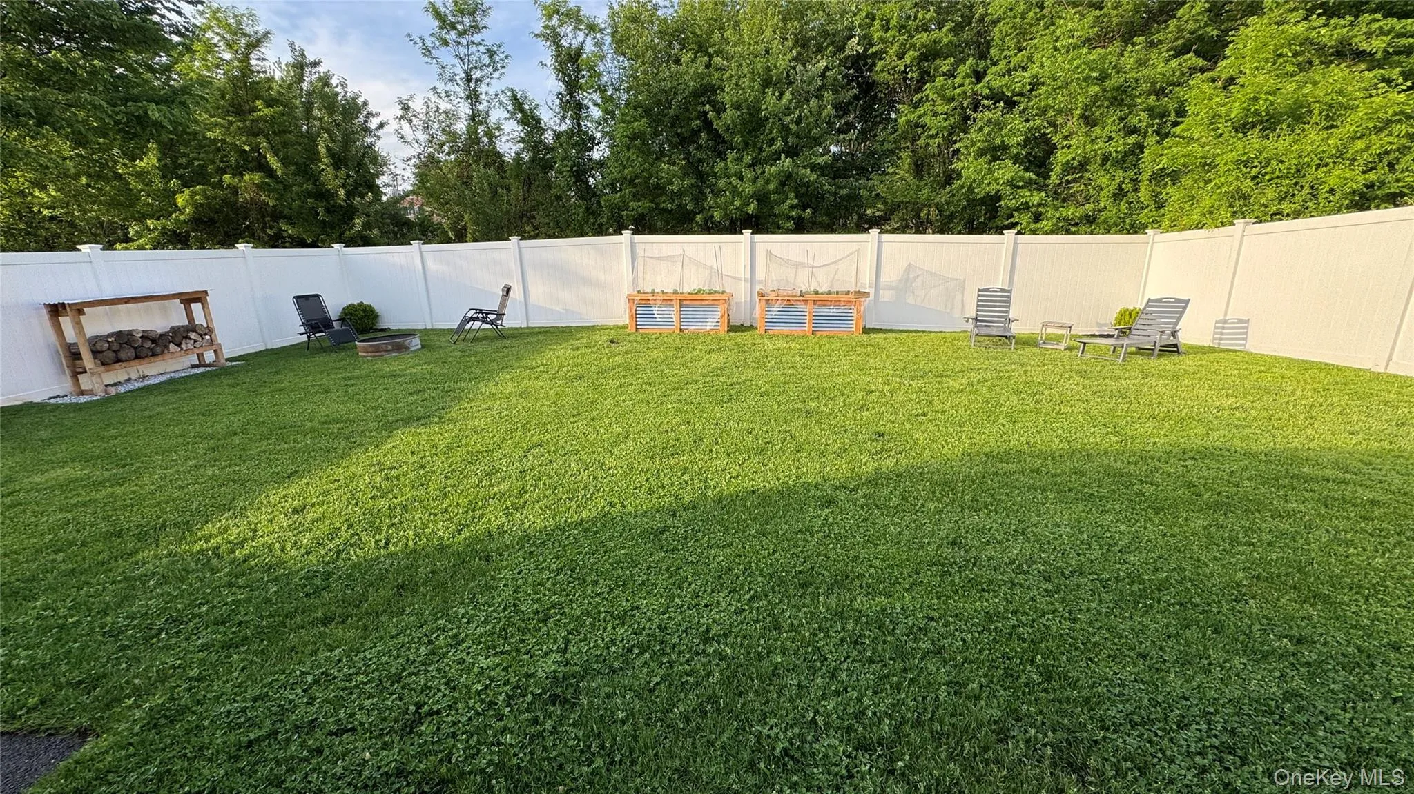 9 Maple Avenue, Haverstraw, NY, 2 Bedrooms Bedrooms, 5 Rooms Rooms,1 BathroomBathrooms,Residential,For Rent,Maple,0,1001720 9 Maple Avenue, Haverstraw, NY, 2 Bedrooms Bedrooms, 5 Rooms Rooms,1 BathroomBathrooms,Residential,For Rent,Maple,0,1001720