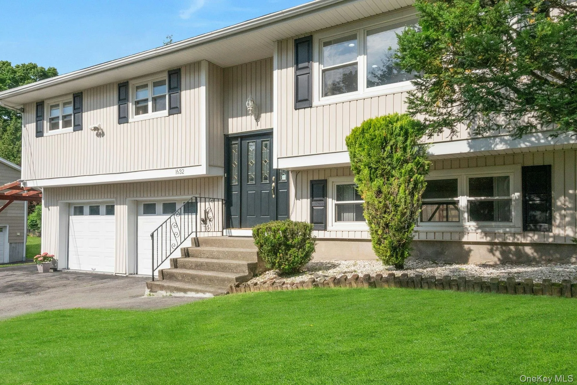 1632 Paine Street, Yorktown, NY, 3 Bedrooms Bedrooms, 7 Rooms Rooms,2 BathroomsBathrooms,Residential,For Rent,Paine,0,1001733 1632 Paine Street, Yorktown, NY, 3 Bedrooms Bedrooms, 7 Rooms Rooms,2 BathroomsBathrooms,Residential,For Rent,Paine,0,1001733