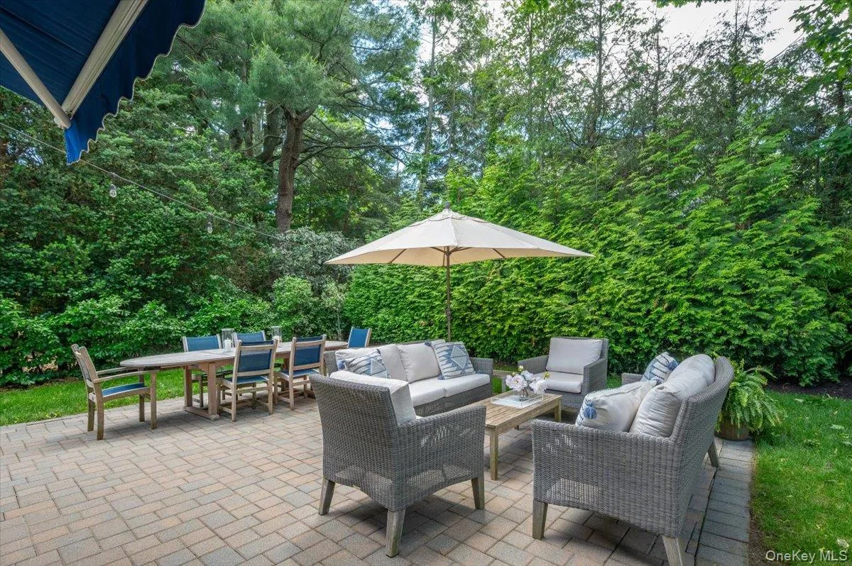 1 Elm Avenue, Mamaroneck, NY, 5 Bedrooms Bedrooms, 10 Rooms Rooms,4 BathroomsBathrooms,Residential,For Rent,Elm,0,1001734 1 Elm Avenue, Mamaroneck, NY, 5 Bedrooms Bedrooms, 10 Rooms Rooms,4 BathroomsBathrooms,Residential,For Rent,Elm,0,1001734