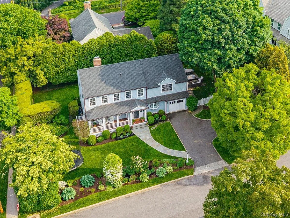1 Elm Avenue, Mamaroneck, NY, 5 Bedrooms Bedrooms, 10 Rooms Rooms,4 BathroomsBathrooms,Residential,For Rent,Elm,0,1001734 1 Elm Avenue, Mamaroneck, NY, 5 Bedrooms Bedrooms, 10 Rooms Rooms,4 BathroomsBathrooms,Residential,For Rent,Elm,0,1001734