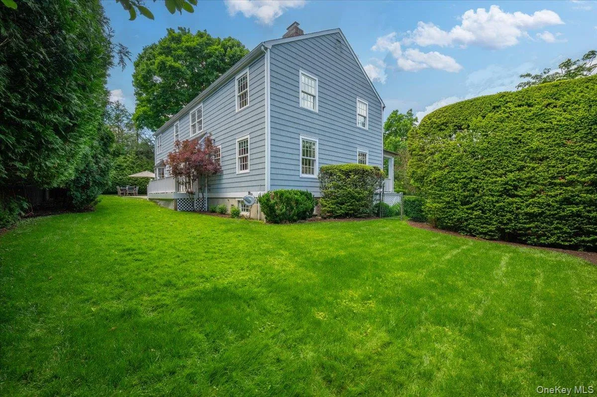 1 Elm Avenue, Mamaroneck, NY, 5 Bedrooms Bedrooms, 10 Rooms Rooms,4 BathroomsBathrooms,Residential,For Rent,Elm,0,1001734 1 Elm Avenue, Mamaroneck, NY, 5 Bedrooms Bedrooms, 10 Rooms Rooms,4 BathroomsBathrooms,Residential,For Rent,Elm,0,1001734