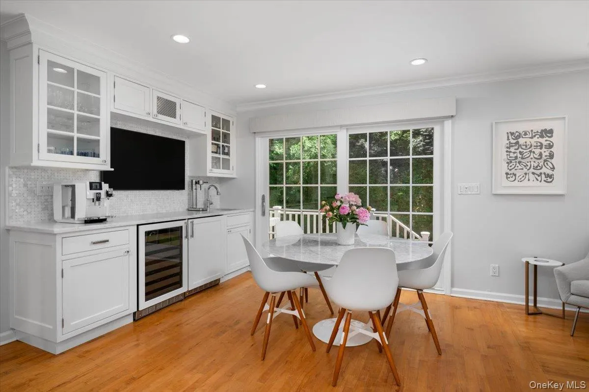 1 Elm Avenue, Mamaroneck, NY, 5 Bedrooms Bedrooms, 10 Rooms Rooms,4 BathroomsBathrooms,Residential,For Rent,Elm,0,1001734 1 Elm Avenue, Mamaroneck, NY, 5 Bedrooms Bedrooms, 10 Rooms Rooms,4 BathroomsBathrooms,Residential,For Rent,Elm,0,1001734