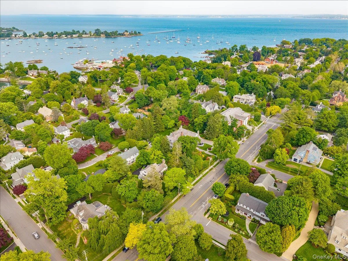 1 Elm Avenue, Mamaroneck, NY, 5 Bedrooms Bedrooms, 10 Rooms Rooms,4 BathroomsBathrooms,Residential,For Rent,Elm,0,1001734 1 Elm Avenue, Mamaroneck, NY, 5 Bedrooms Bedrooms, 10 Rooms Rooms,4 BathroomsBathrooms,Residential,For Rent,Elm,0,1001734