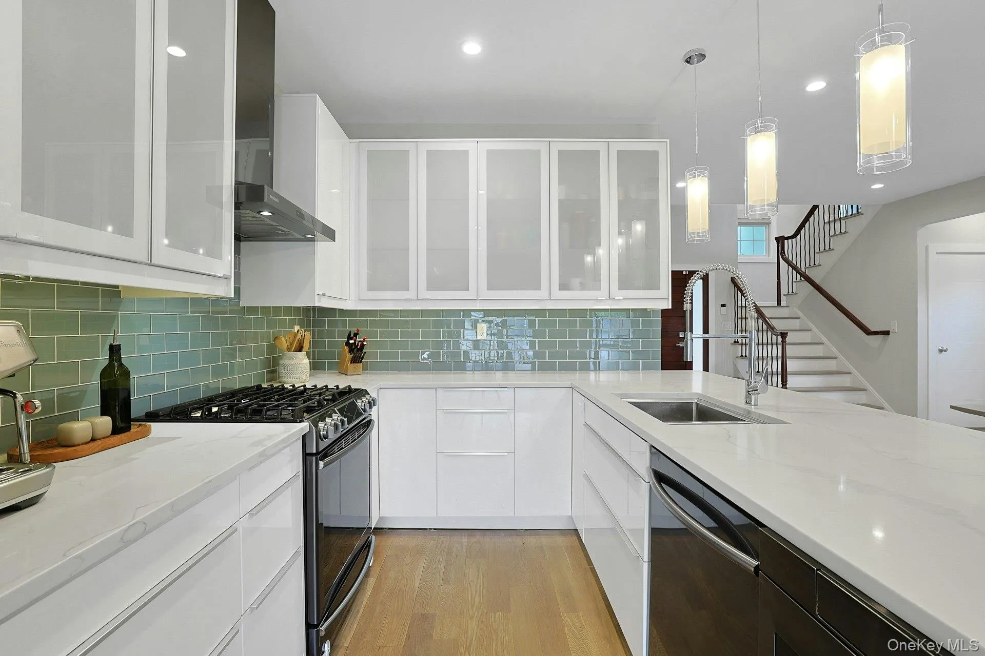 Chef's kitchen Chef's kitchen