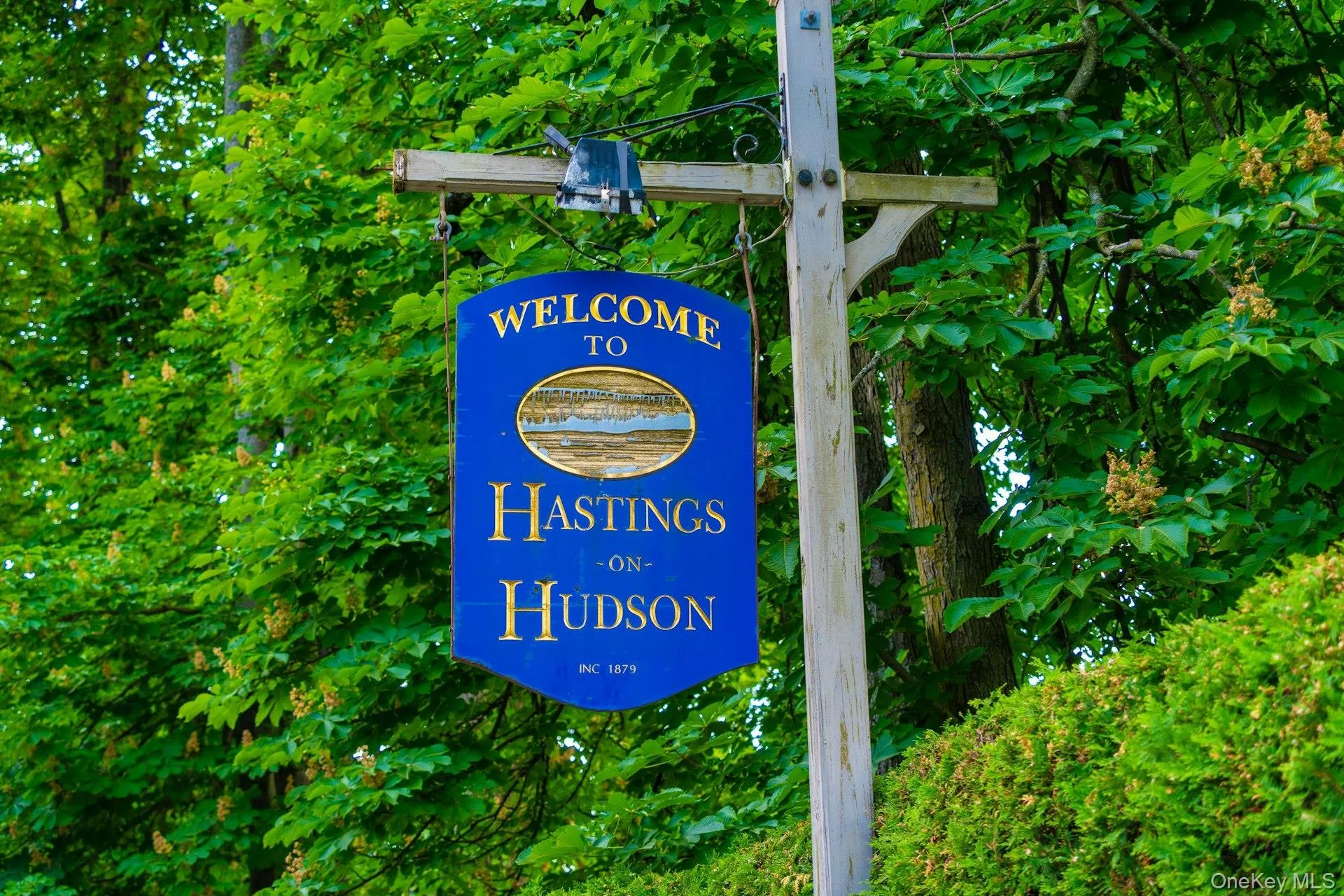Welcome to the Village of Hastings-on Hudson! A highly sought-after Rivertown community Welcome to the Village of Hastings-on Hudson! A highly sought-after Rivertown community