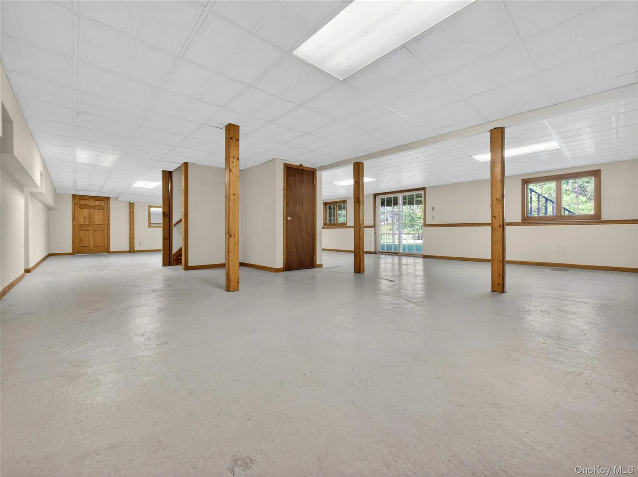 216 Strawtown Road, Clarkstown, NY, 6 Bedrooms Bedrooms, 17 Rooms Rooms,3 BathroomsBathrooms,Residential,For Rent,Strawtown,0,1001739 216 Strawtown Road, Clarkstown, NY, 6 Bedrooms Bedrooms, 17 Rooms Rooms,3 BathroomsBathrooms,Residential,For Rent,Strawtown,0,1001739
