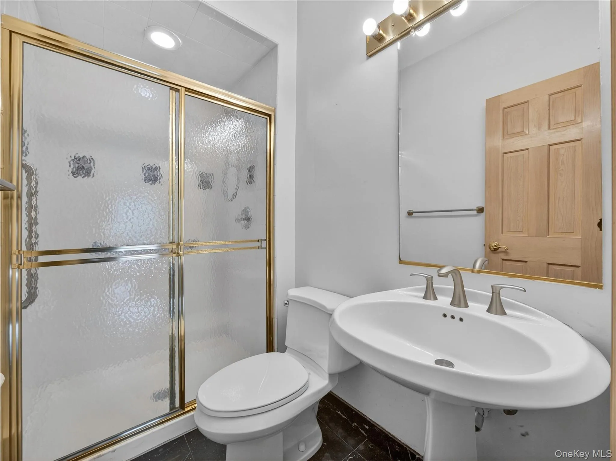 216 Strawtown Road, Clarkstown, NY, 6 Bedrooms Bedrooms, 17 Rooms Rooms,3 BathroomsBathrooms,Residential,For Rent,Strawtown,0,1001739 216 Strawtown Road, Clarkstown, NY, 6 Bedrooms Bedrooms, 17 Rooms Rooms,3 BathroomsBathrooms,Residential,For Rent,Strawtown,0,1001739