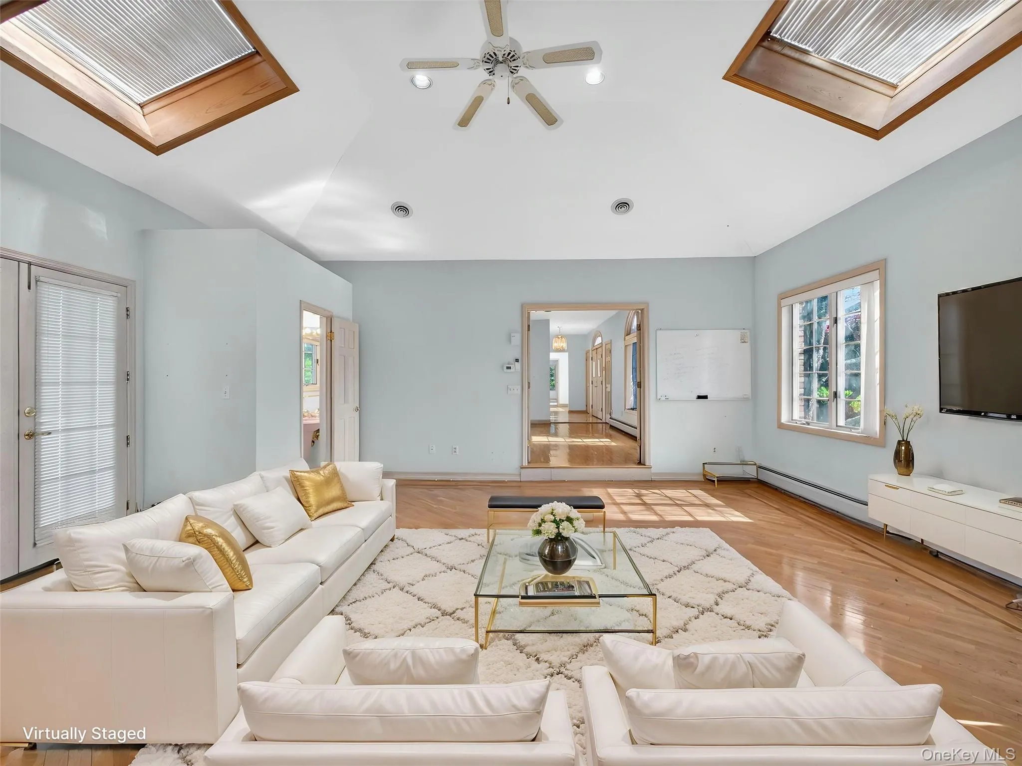 Can be Family Room or large bedroom with half bath ensuite Can be Family Room or large bedroom with half bath ensuite