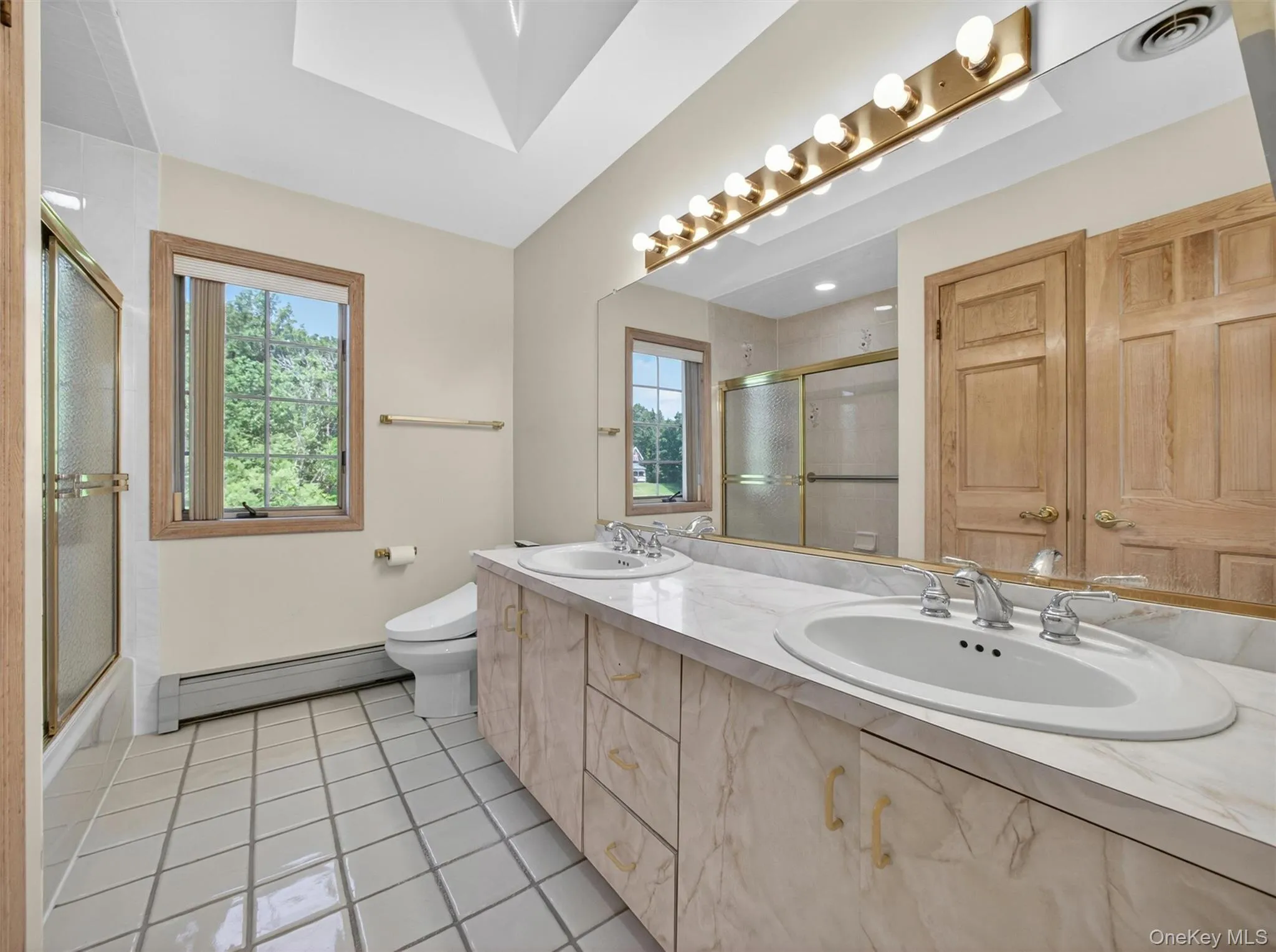 216 Strawtown Road, Clarkstown, NY, 6 Bedrooms Bedrooms, 17 Rooms Rooms,3 BathroomsBathrooms,Residential,For Rent,Strawtown,0,1001739 216 Strawtown Road, Clarkstown, NY, 6 Bedrooms Bedrooms, 17 Rooms Rooms,3 BathroomsBathrooms,Residential,For Rent,Strawtown,0,1001739