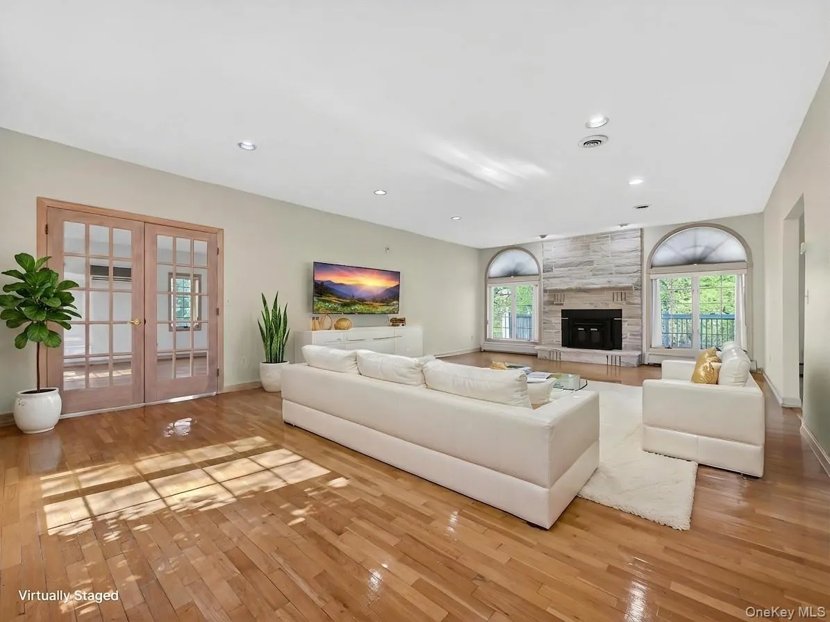 216 Strawtown Road, Clarkstown, NY, 6 Bedrooms Bedrooms, 17 Rooms Rooms,3 BathroomsBathrooms,Residential,For Rent,Strawtown,0,1001739 216 Strawtown Road, Clarkstown, NY, 6 Bedrooms Bedrooms, 17 Rooms Rooms,3 BathroomsBathrooms,Residential,For Rent,Strawtown,0,1001739
