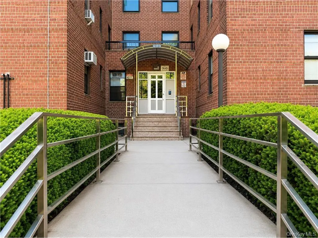 2645 Homecrest Avenue, New York, NY, 1 Bedroom Bedrooms, 3 Rooms Rooms,1 BathroomBathrooms,Residential Sale,For Rent,Homecrest,0,1001740 2645 Homecrest Avenue, New York, NY, 1 Bedroom Bedrooms, 3 Rooms Rooms,1 BathroomBathrooms,Residential Sale,For Rent,Homecrest,0,1001740