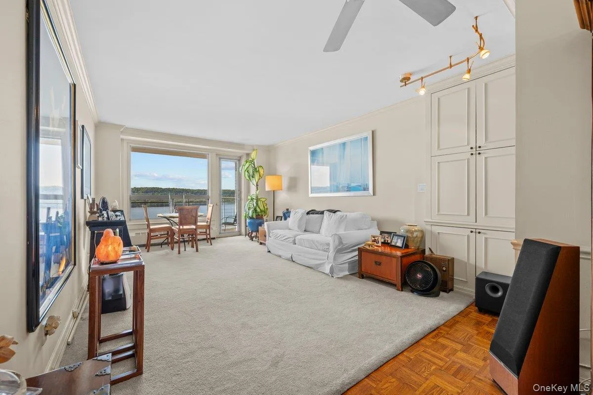 2575 Palisade Avenue, New York, NY, 1 Bedroom Bedrooms, 3 Rooms Rooms,1 BathroomBathrooms,Residential,For Rent,Palisade,0,1001742 2575 Palisade Avenue, New York, NY, 1 Bedroom Bedrooms, 3 Rooms Rooms,1 BathroomBathrooms,Residential,For Rent,Palisade,0,1001742