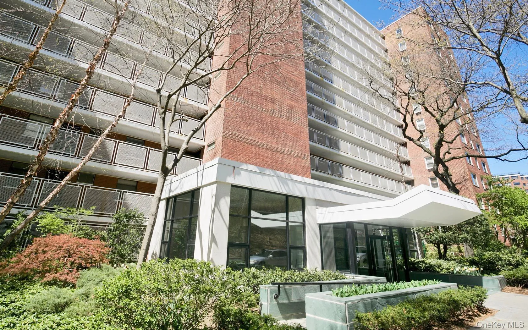 2575 Palisade Avenue, New York, NY, 1 Bedroom Bedrooms, 3 Rooms Rooms,1 BathroomBathrooms,Residential,For Rent,Palisade,0,1001742 2575 Palisade Avenue, New York, NY, 1 Bedroom Bedrooms, 3 Rooms Rooms,1 BathroomBathrooms,Residential,For Rent,Palisade,0,1001742