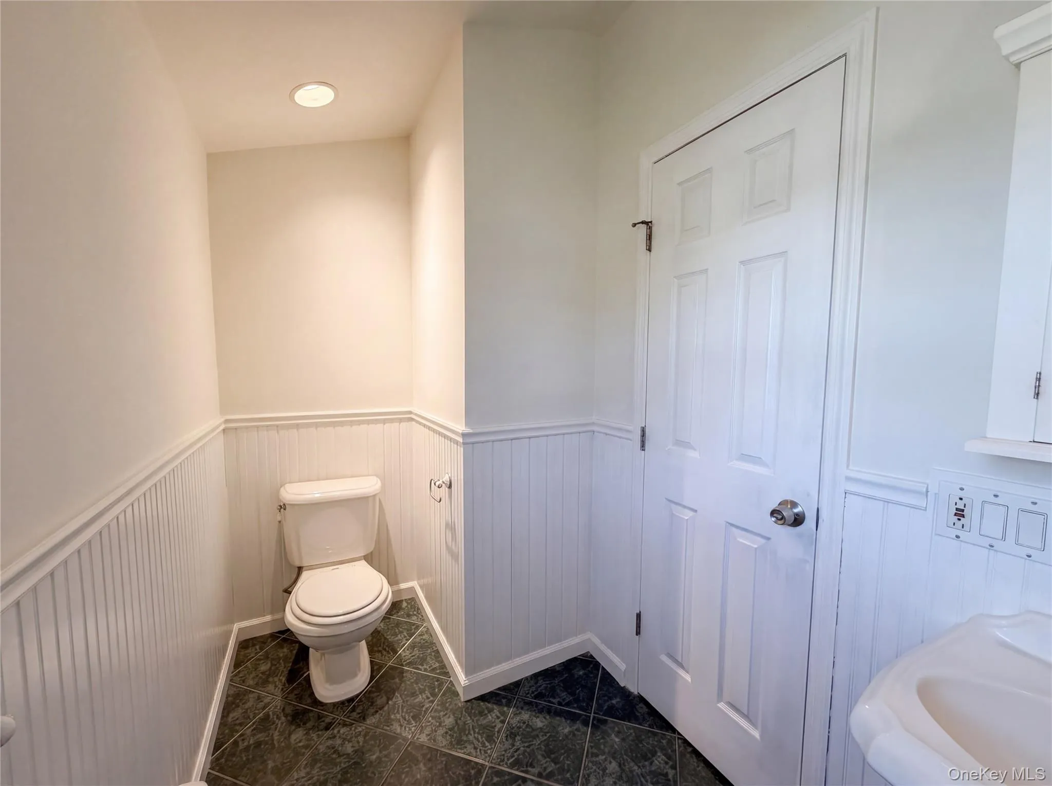 43 Highland Avenue, Brookhaven, NY, 4 Bedrooms Bedrooms, 7 Rooms Rooms,2 BathroomsBathrooms,Residential,For Rent,Highland,0,1001743 43 Highland Avenue, Brookhaven, NY, 4 Bedrooms Bedrooms, 7 Rooms Rooms,2 BathroomsBathrooms,Residential,For Rent,Highland,0,1001743