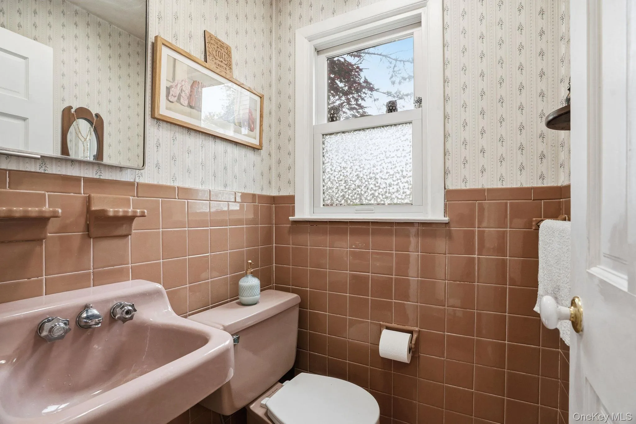 857 Webster Avenue, New Rochelle, NY, 3 Bedrooms Bedrooms, 6 Rooms Rooms,1 BathroomBathrooms,Residential,For Rent,Webster,0,1001744 857 Webster Avenue, New Rochelle, NY, 3 Bedrooms Bedrooms, 6 Rooms Rooms,1 BathroomBathrooms,Residential,For Rent,Webster,0,1001744