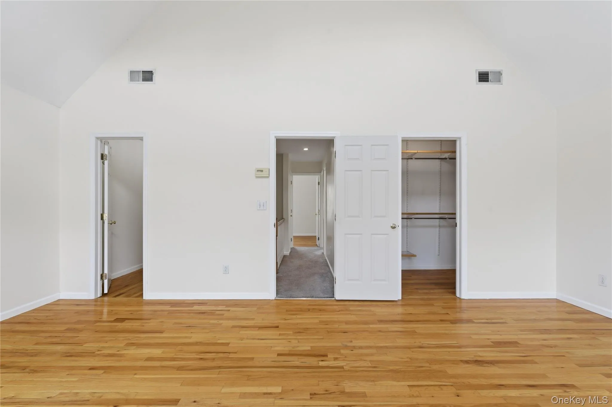83 Kings Highway, New Rochelle, NY, 3 Bedrooms Bedrooms, 8 Rooms Rooms,1 BathroomBathrooms,Residential,For Rent,Kings,0,1001746 83 Kings Highway, New Rochelle, NY, 3 Bedrooms Bedrooms, 8 Rooms Rooms,1 BathroomBathrooms,Residential,For Rent,Kings,0,1001746