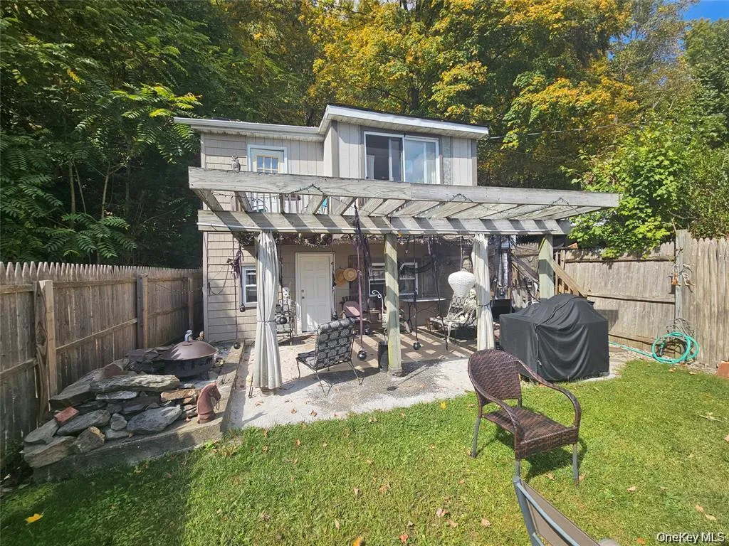 657 Jersey Avenue, Warwick (town), NY, 2 Bedrooms Bedrooms, 5 Rooms Rooms,1 BathroomBathrooms,Residential Sale,For Rent,Jersey,0,1001748 657 Jersey Avenue, Warwick (town), NY, 2 Bedrooms Bedrooms, 5 Rooms Rooms,1 BathroomBathrooms,Residential Sale,For Rent,Jersey,0,1001748